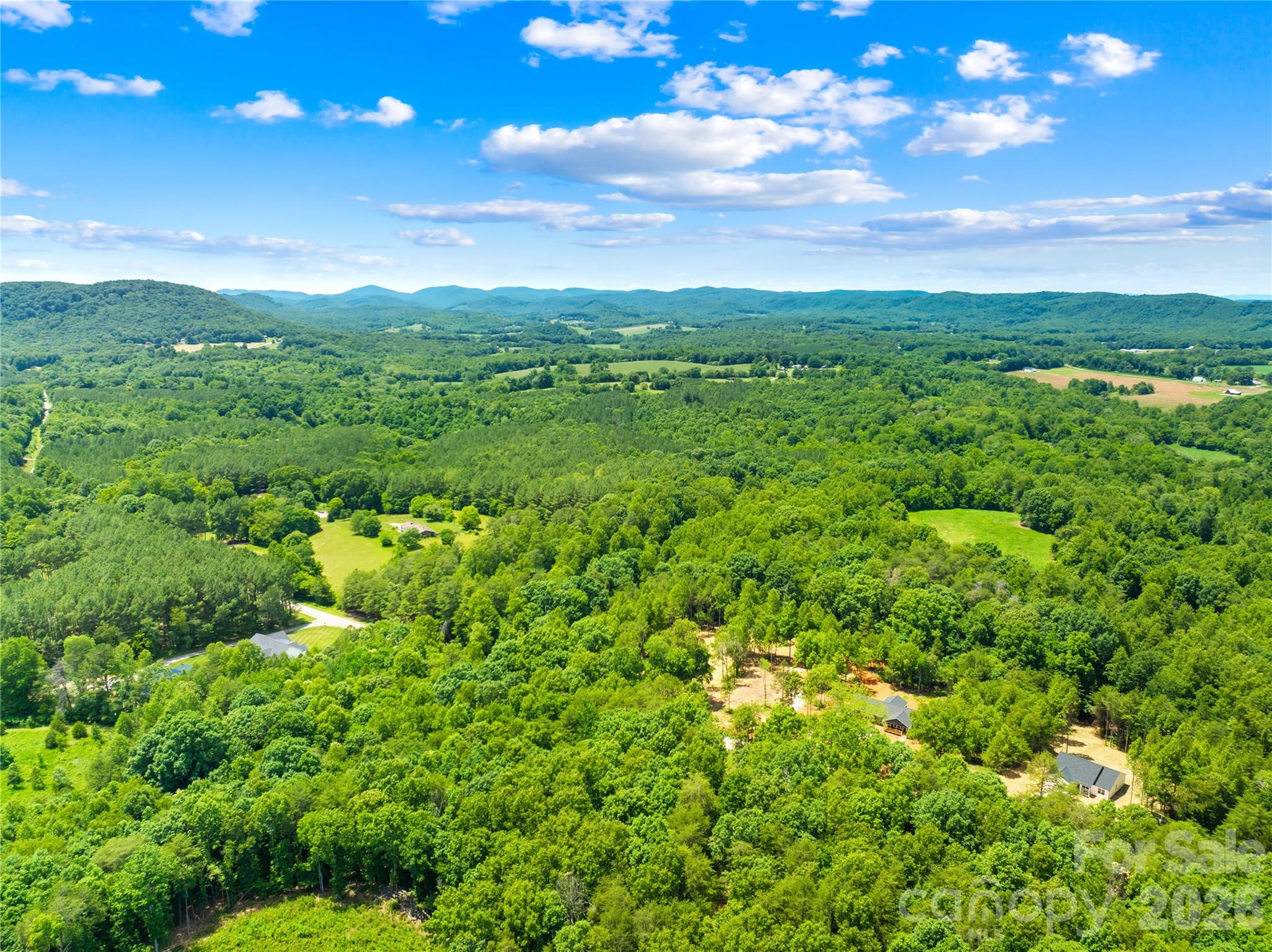 136 Coolbrook Road — Statesville