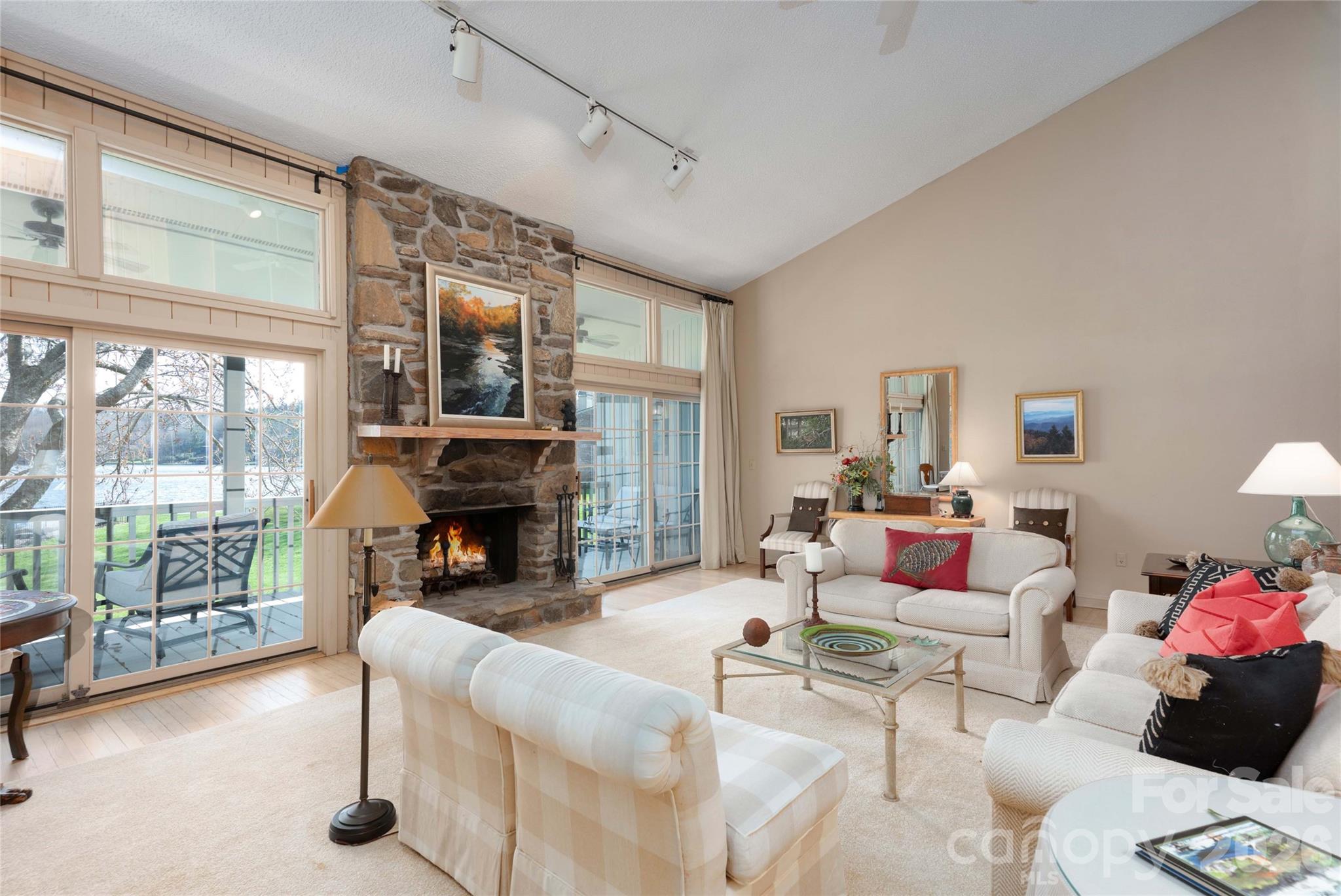 24 E Toxaway Shores Road #20 — Lake Toxaway