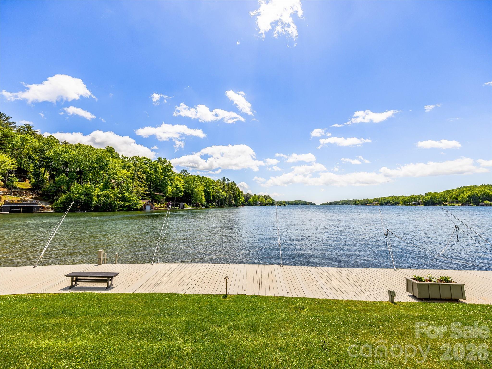 24 E Toxaway Shores Road #20 — Lake Toxaway