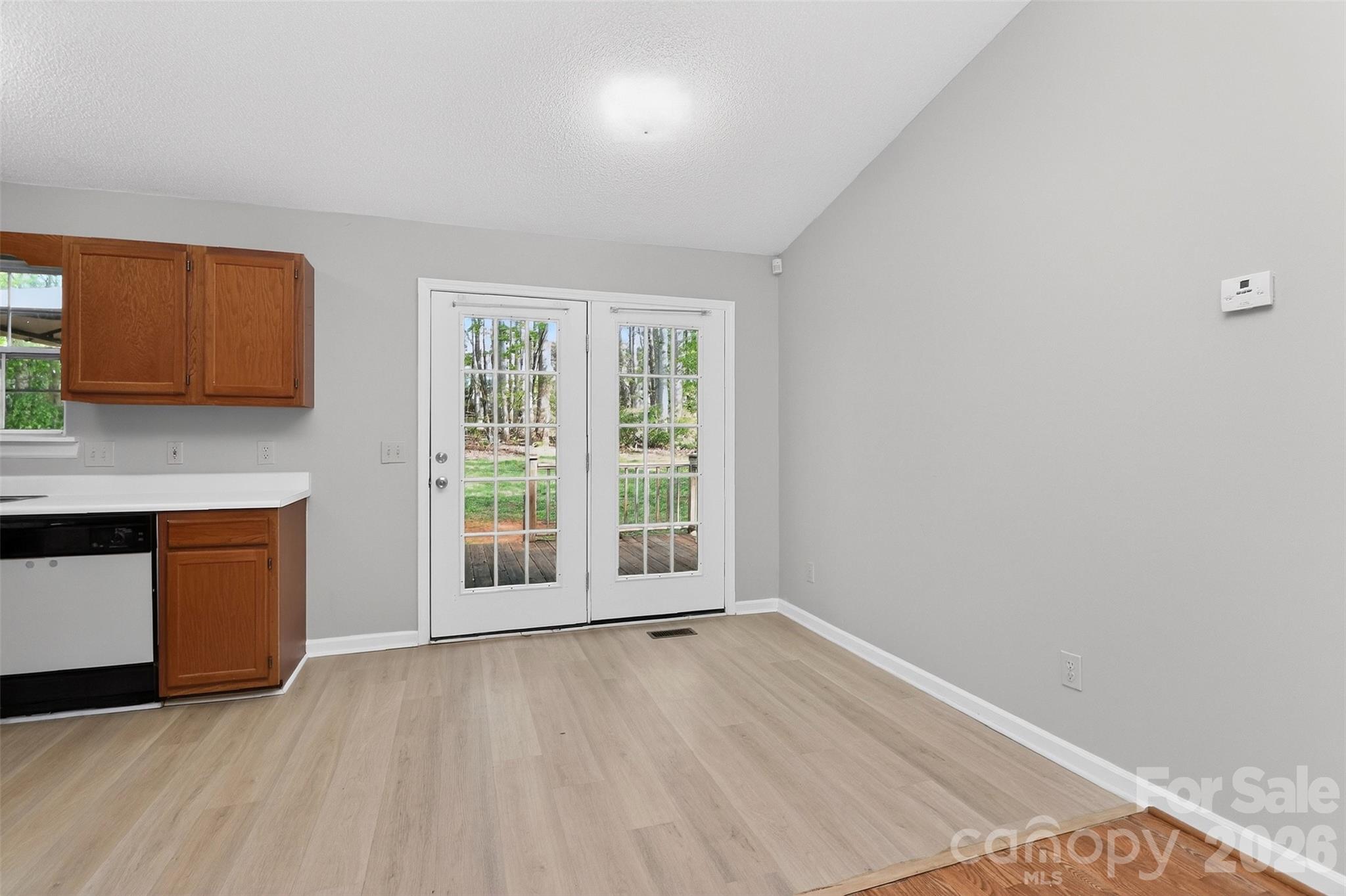 174 Overcreek Road — Mooresville