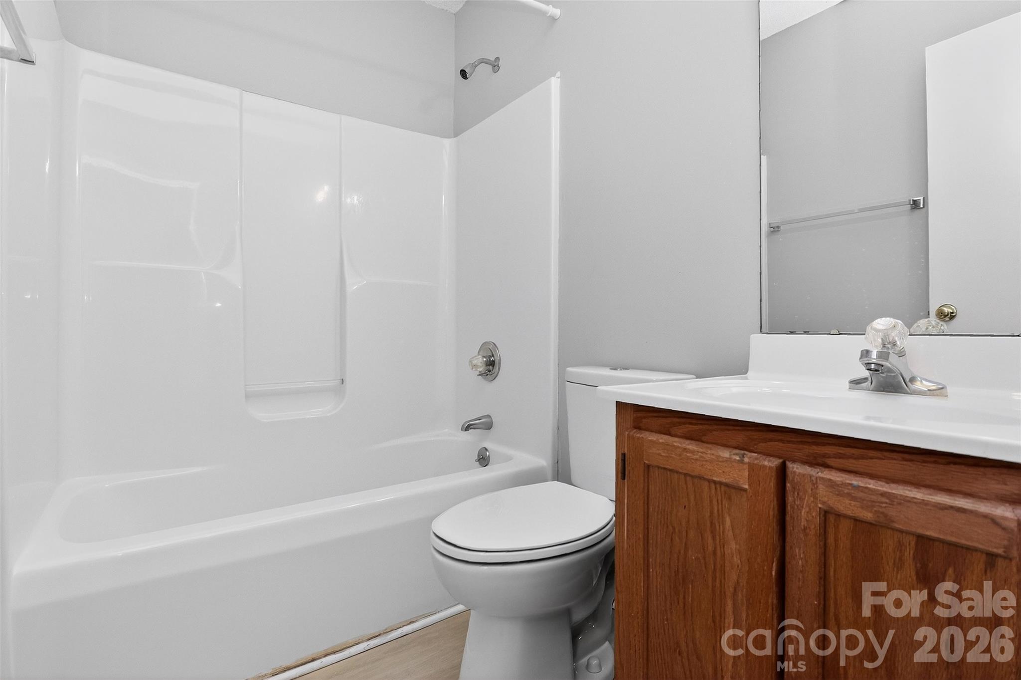 174 Overcreek Road — Mooresville