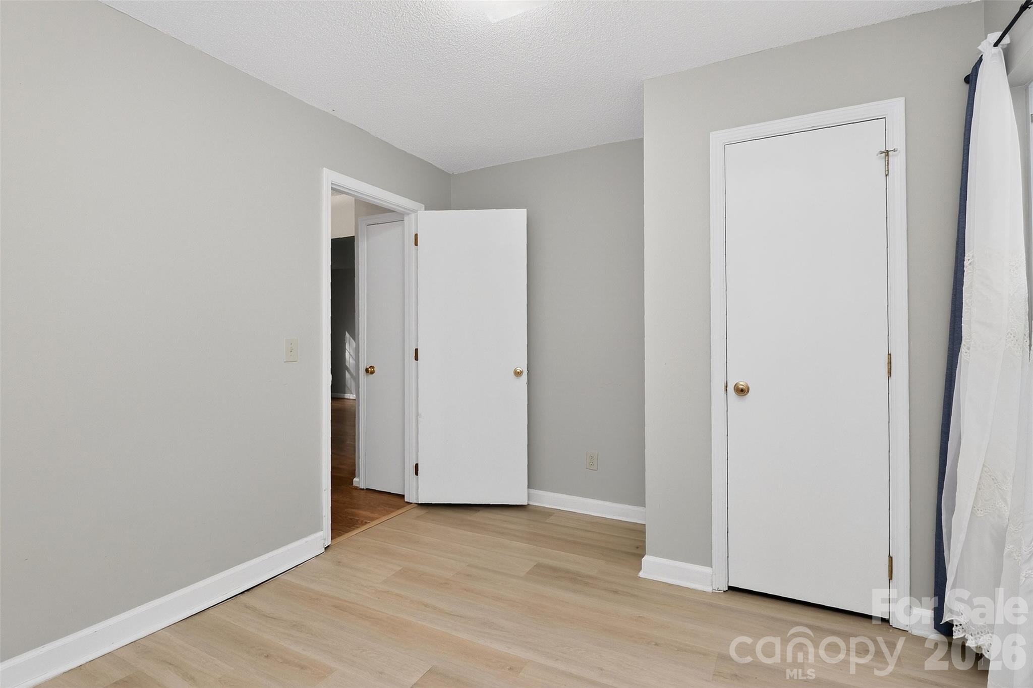 174 Overcreek Road — Mooresville