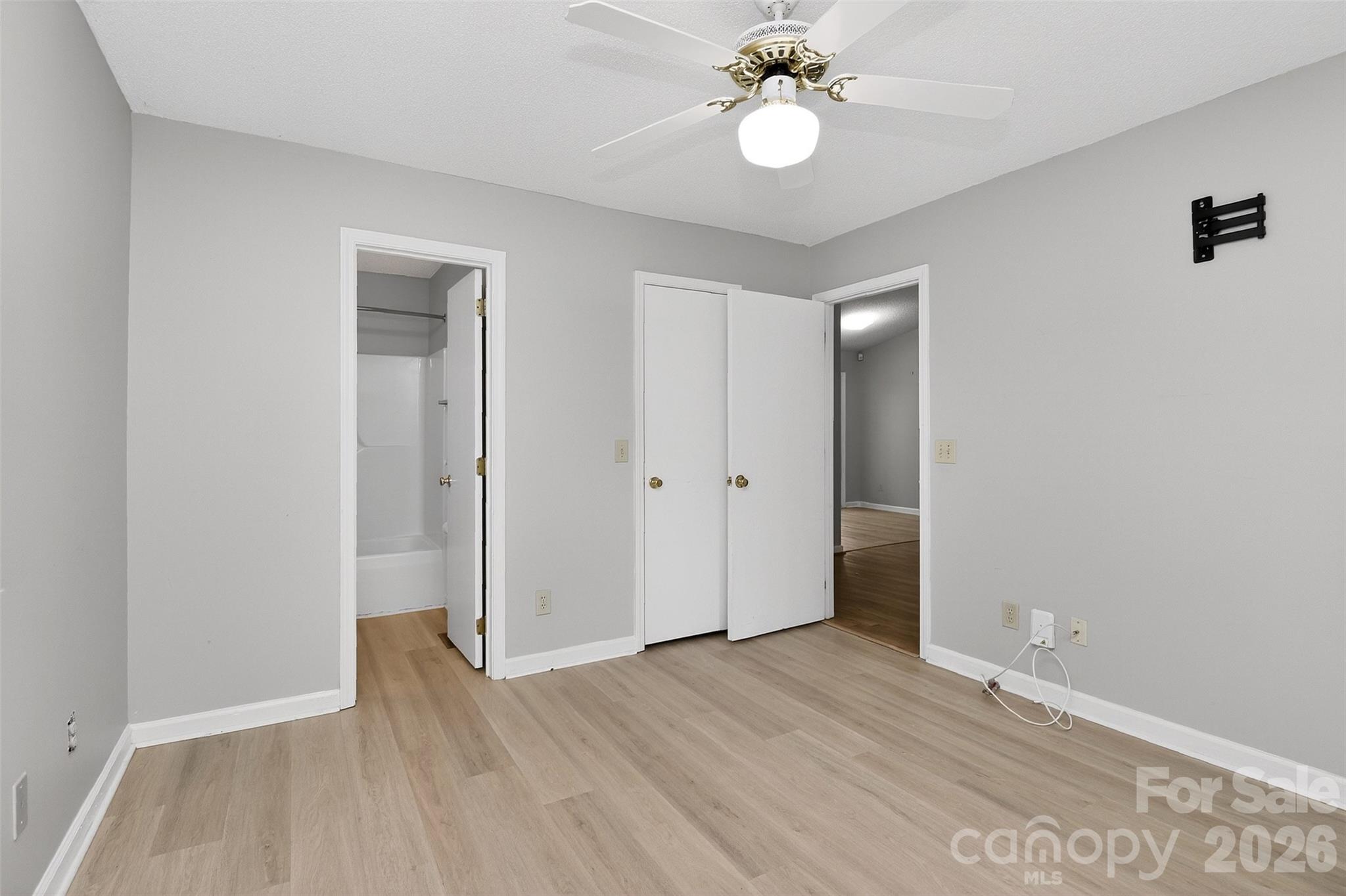174 Overcreek Road — Mooresville