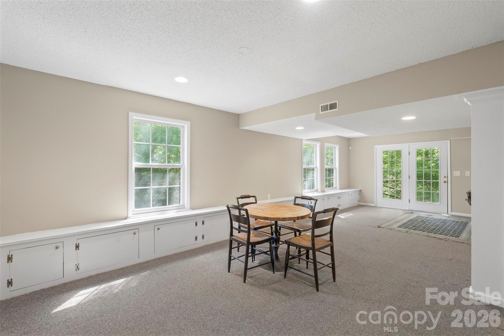7900 Wilby Hollow Drive — Charlotte