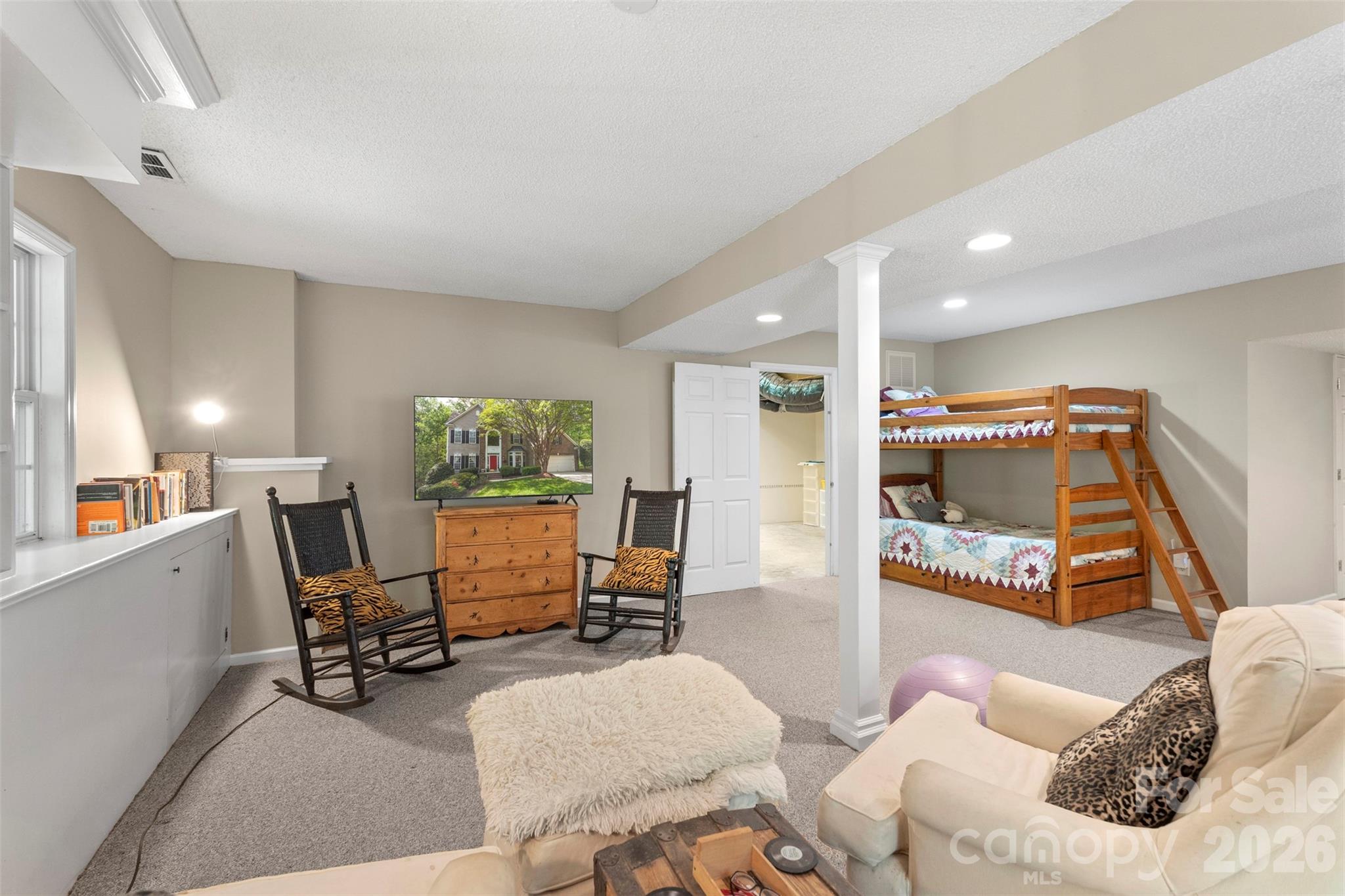 7900 Wilby Hollow Drive — Charlotte
