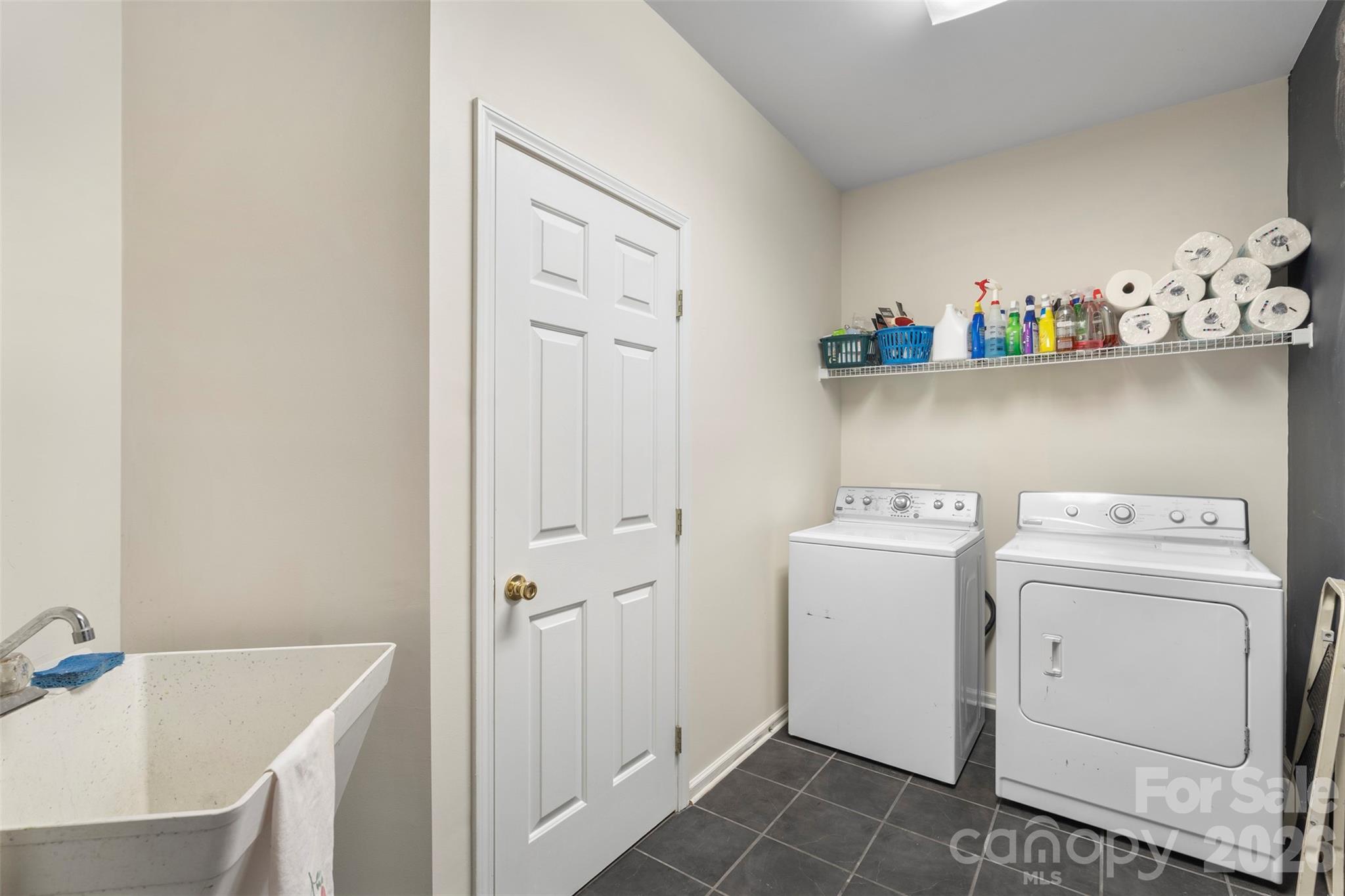 7900 Wilby Hollow Drive — Charlotte