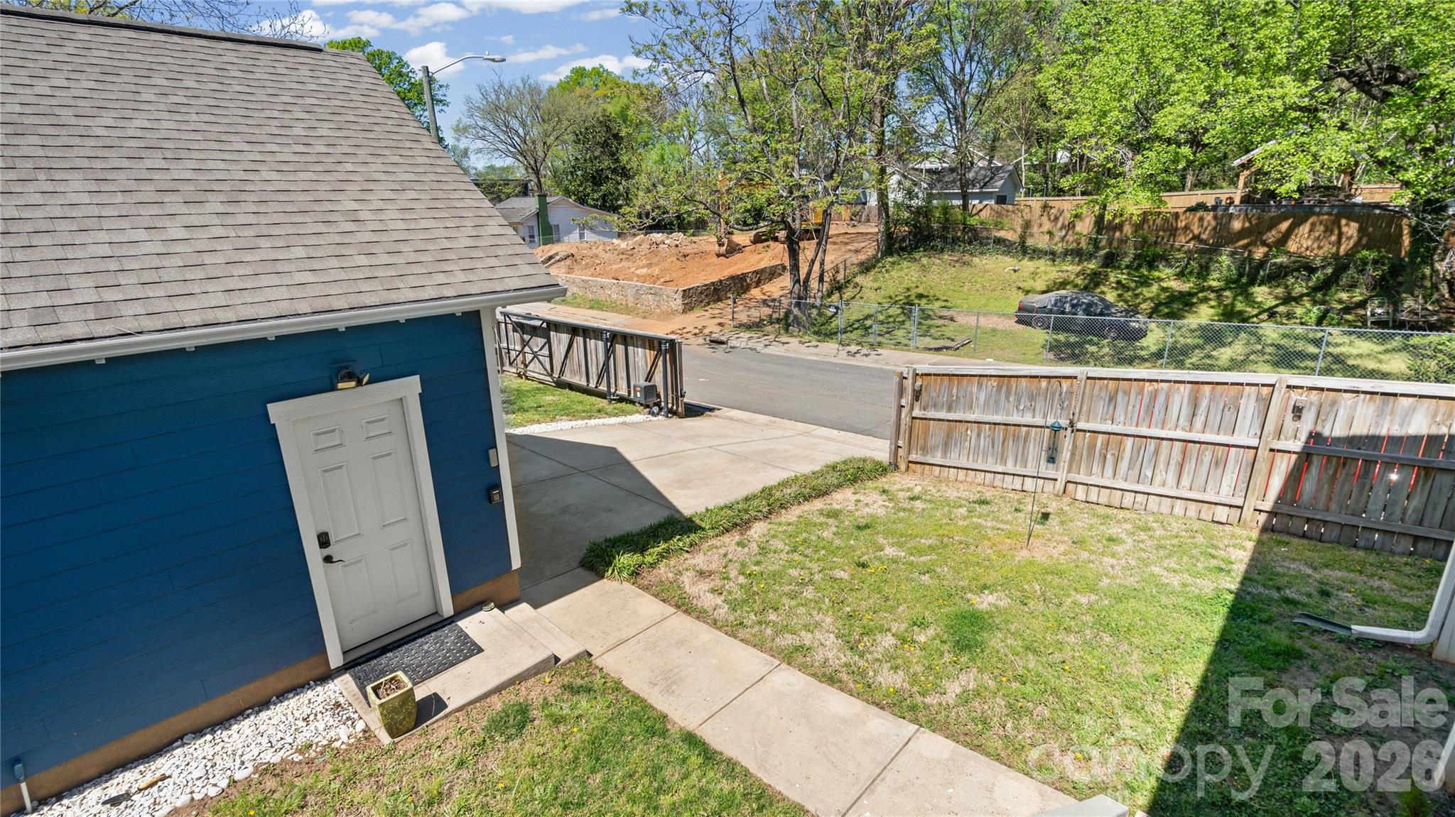 1521 Seigle Avenue — Charlotte