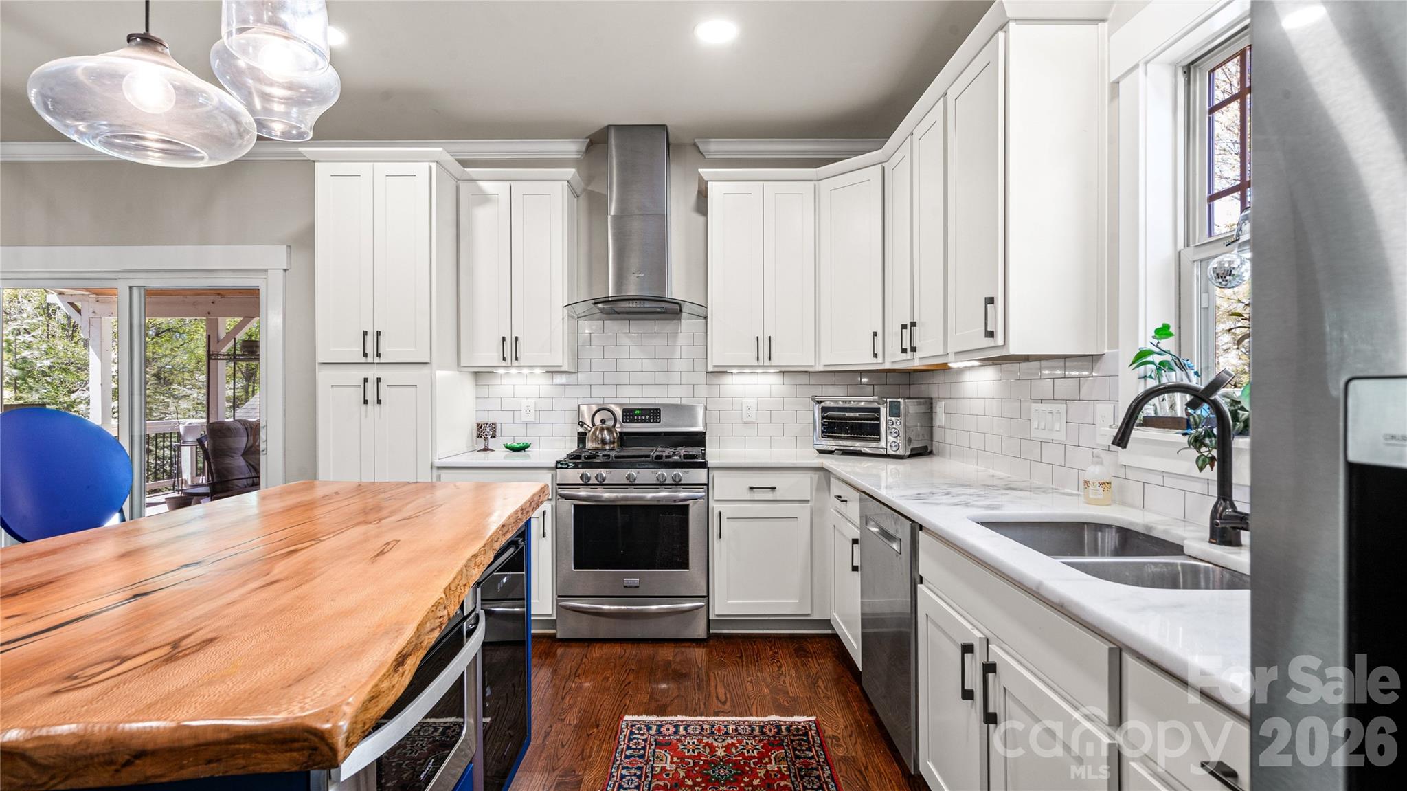1521 Seigle Avenue — Charlotte