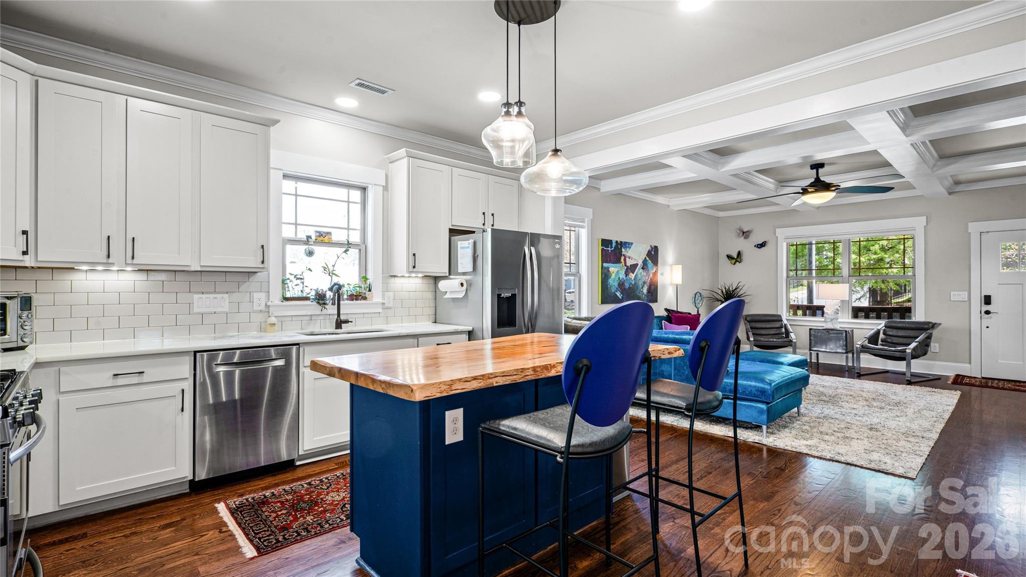 1521 Seigle Avenue — Charlotte