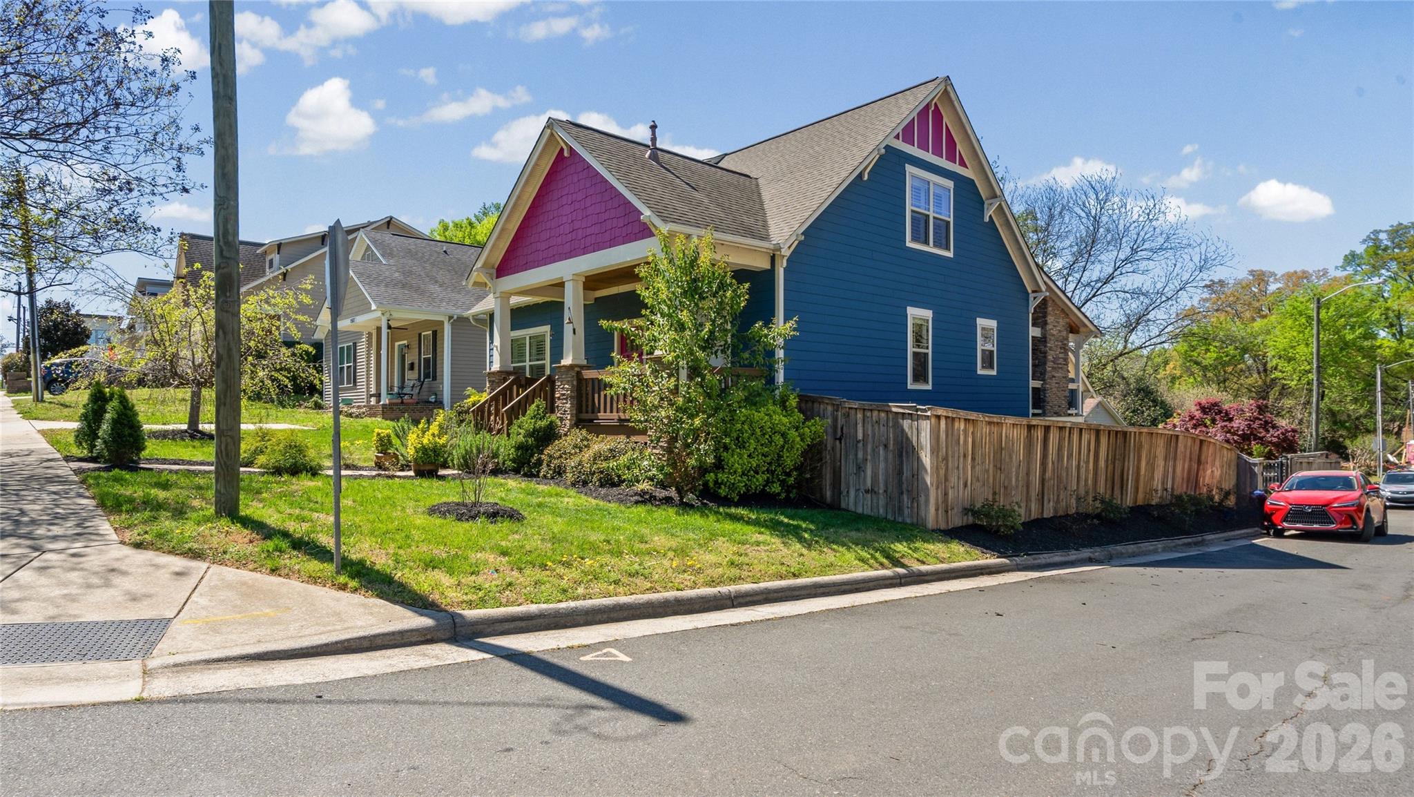 1521 Seigle Avenue — Charlotte