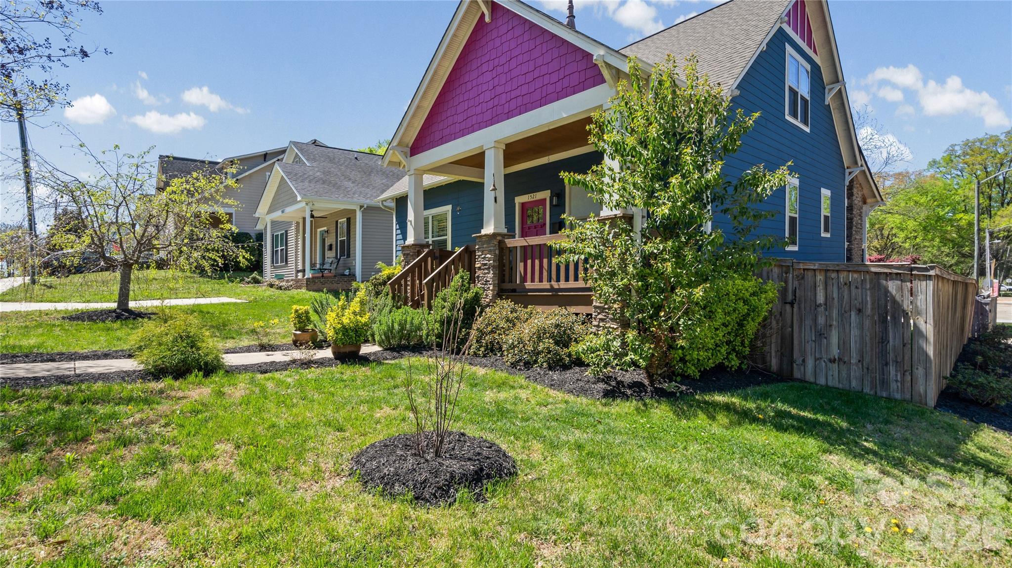 1521 Seigle Avenue — Charlotte