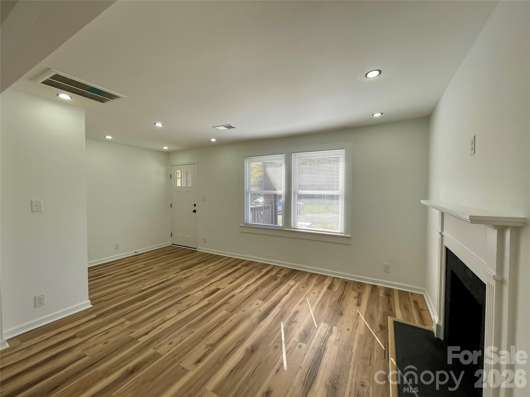 309 River Street — High Shoals