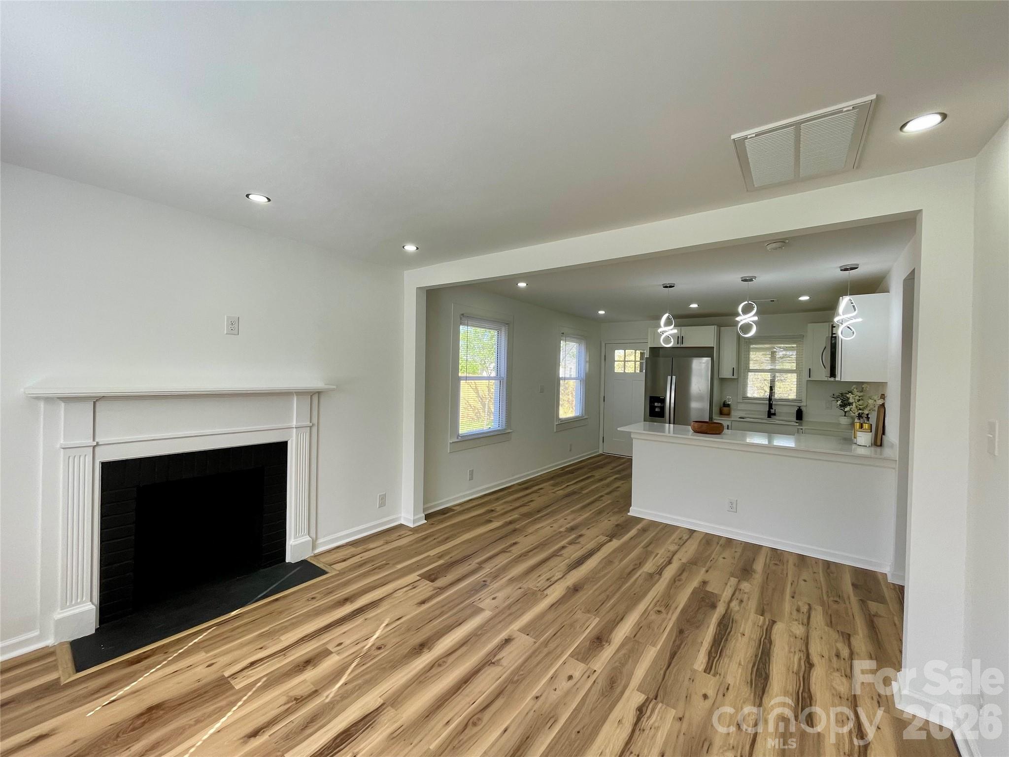 309 River Street — High Shoals