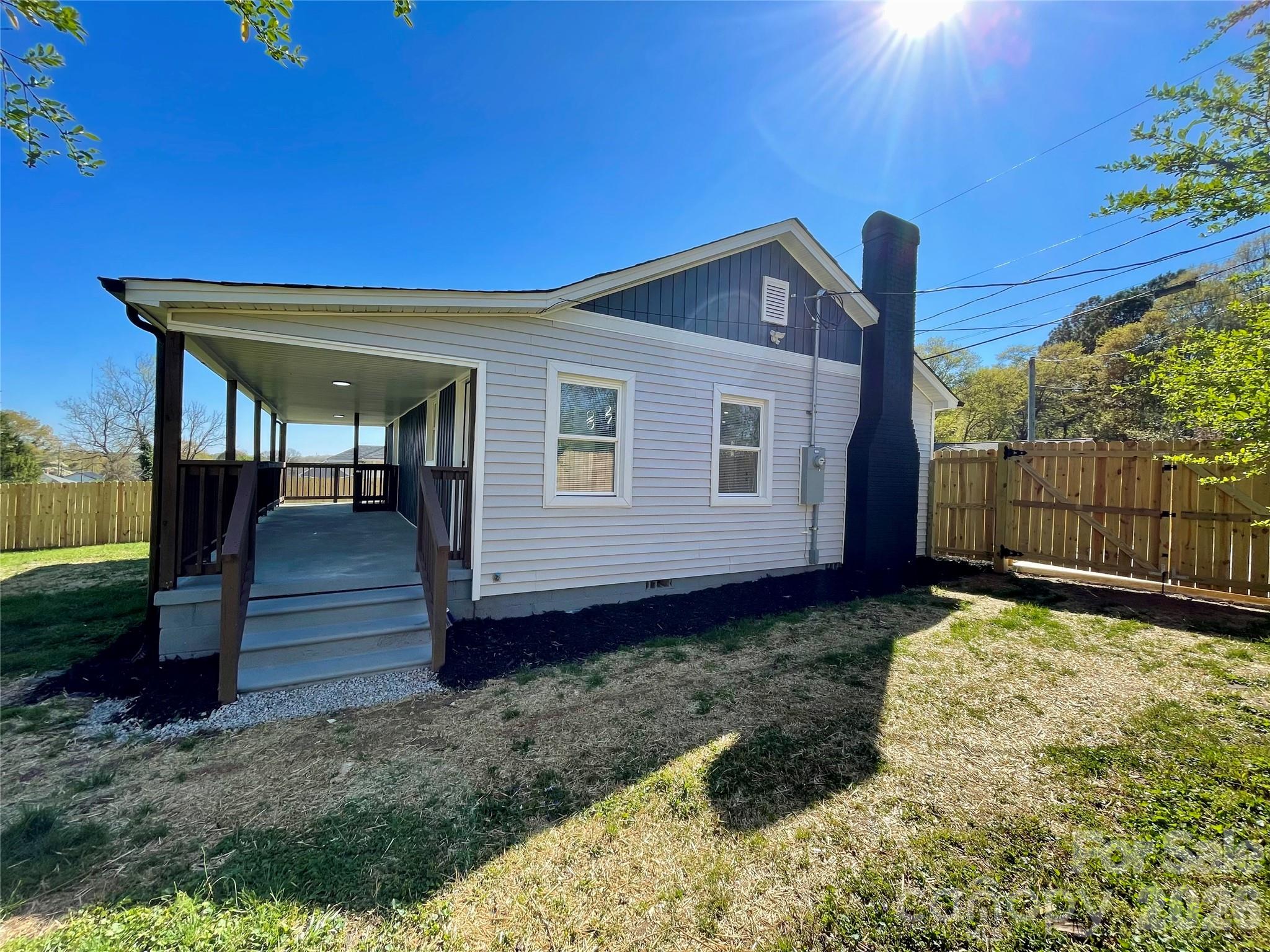 309 River Street — High Shoals