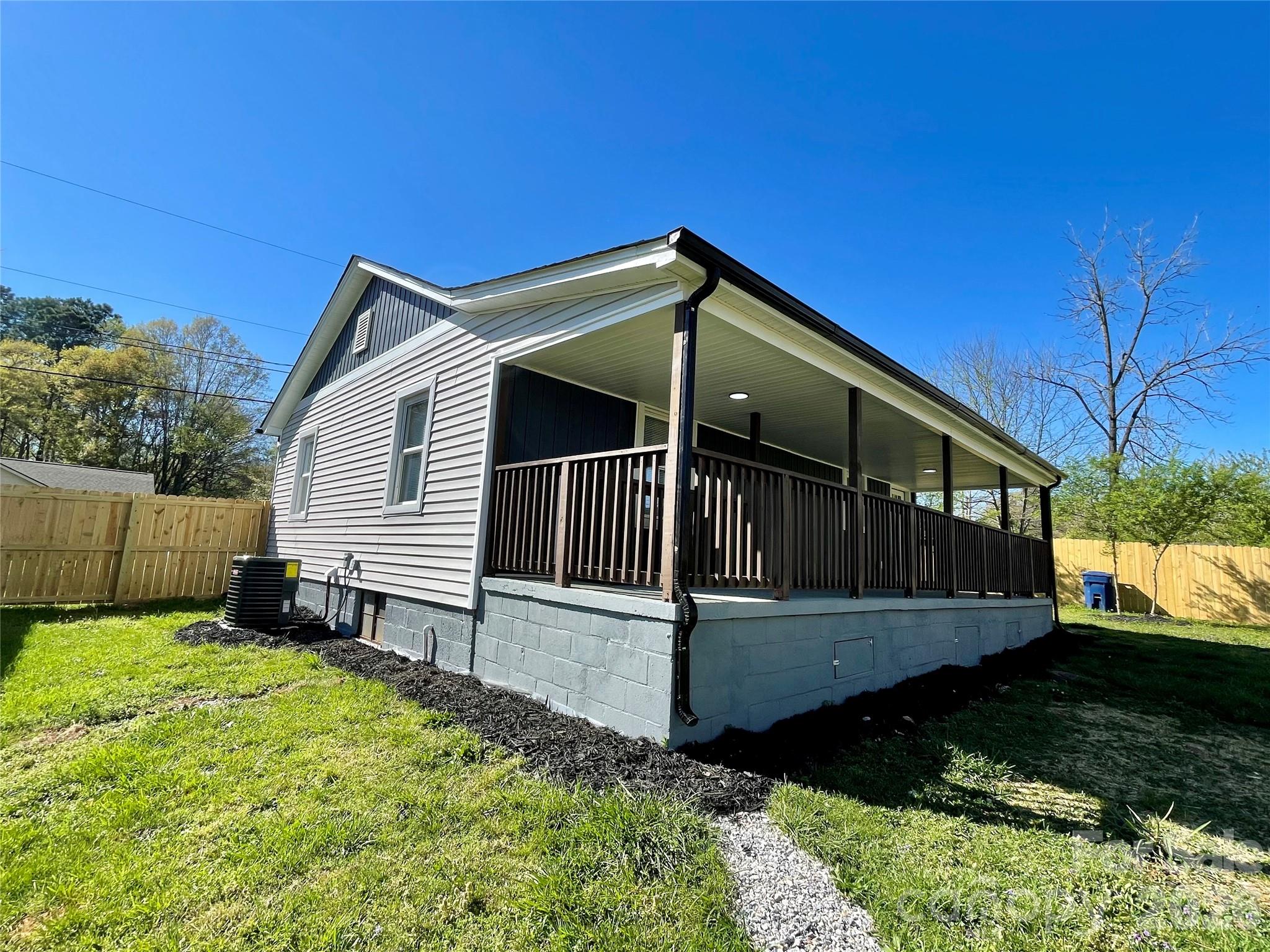 309 River Street — High Shoals