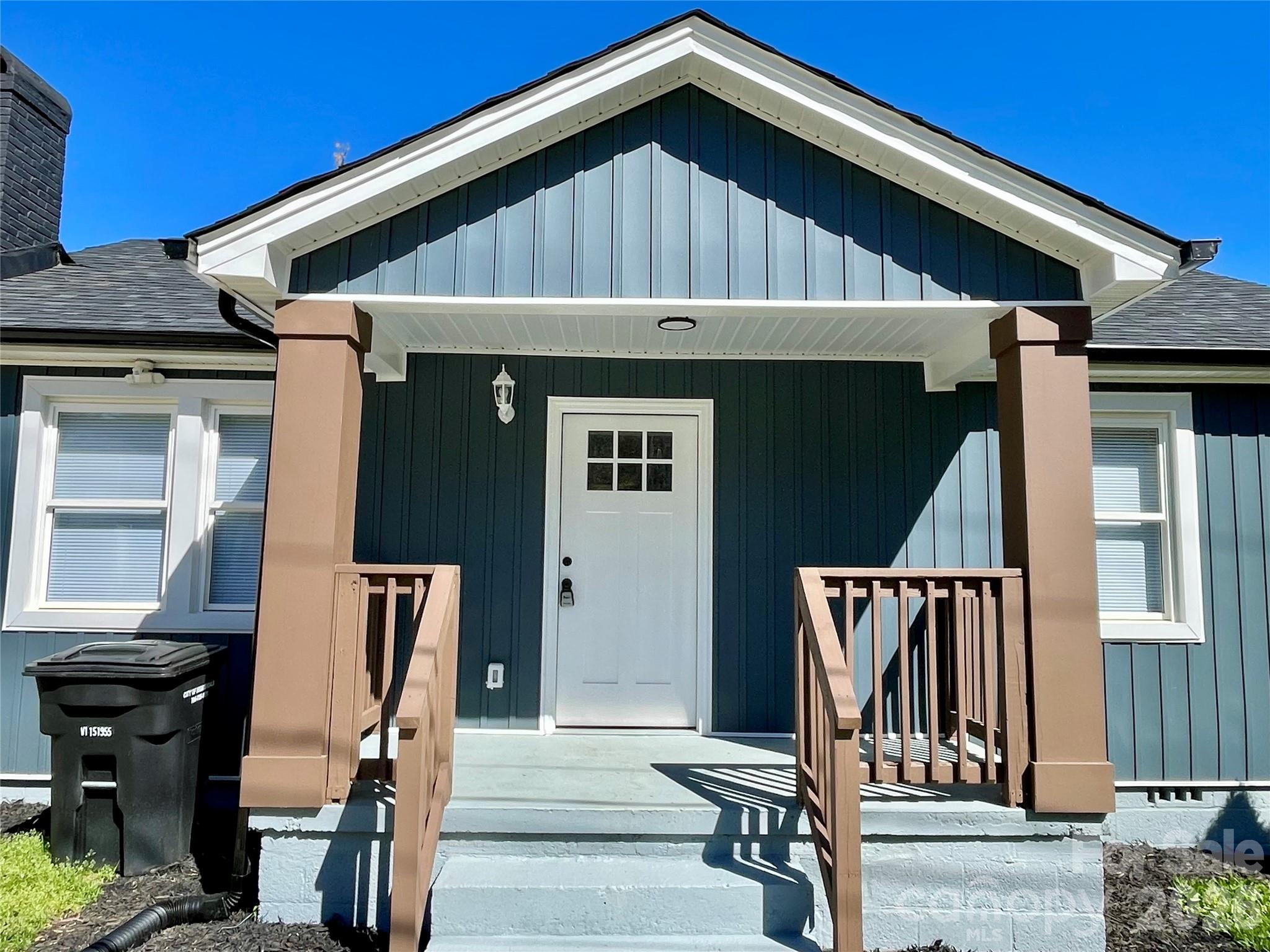 309 River Street — High Shoals