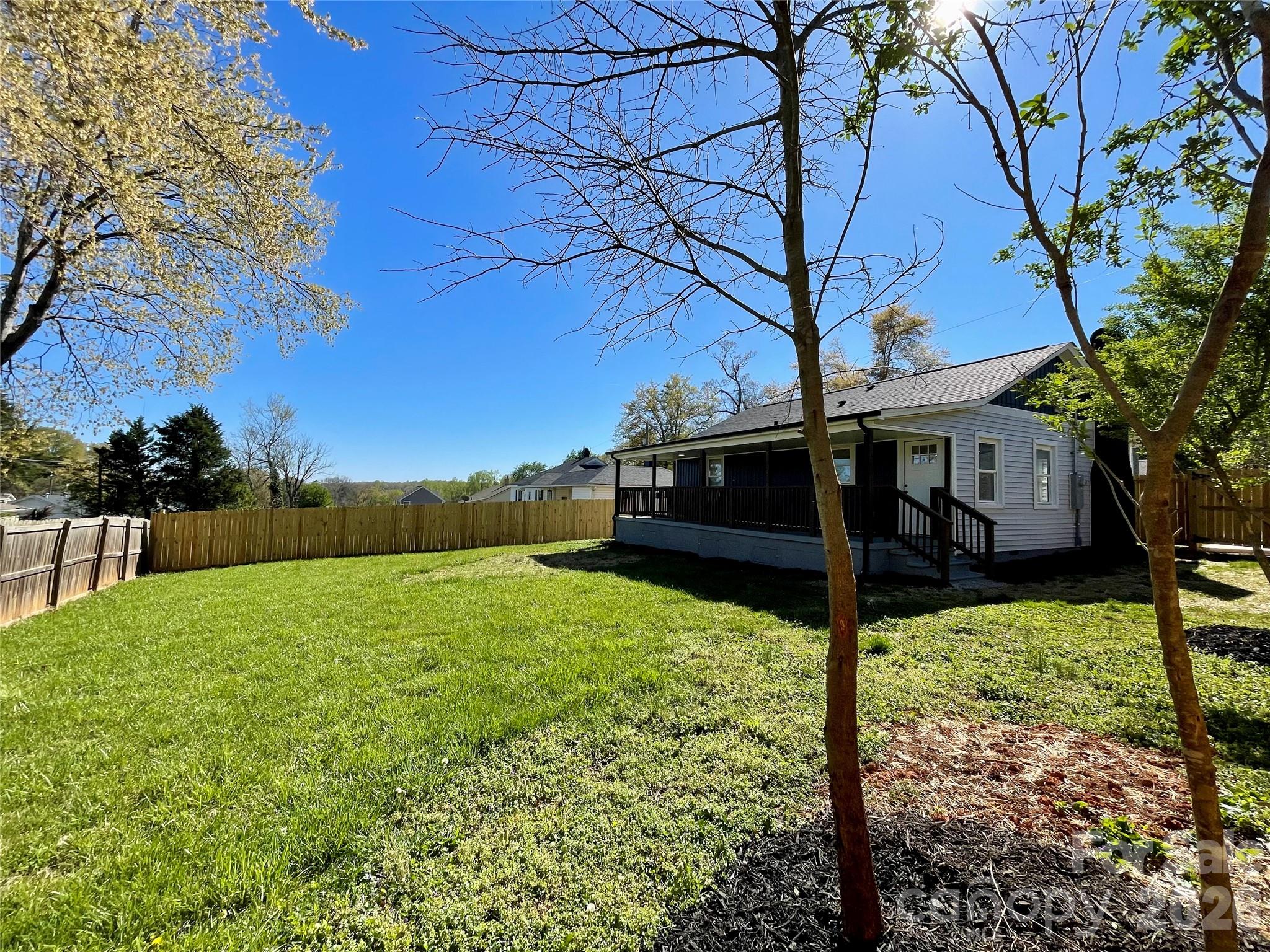 309 River Street — High Shoals