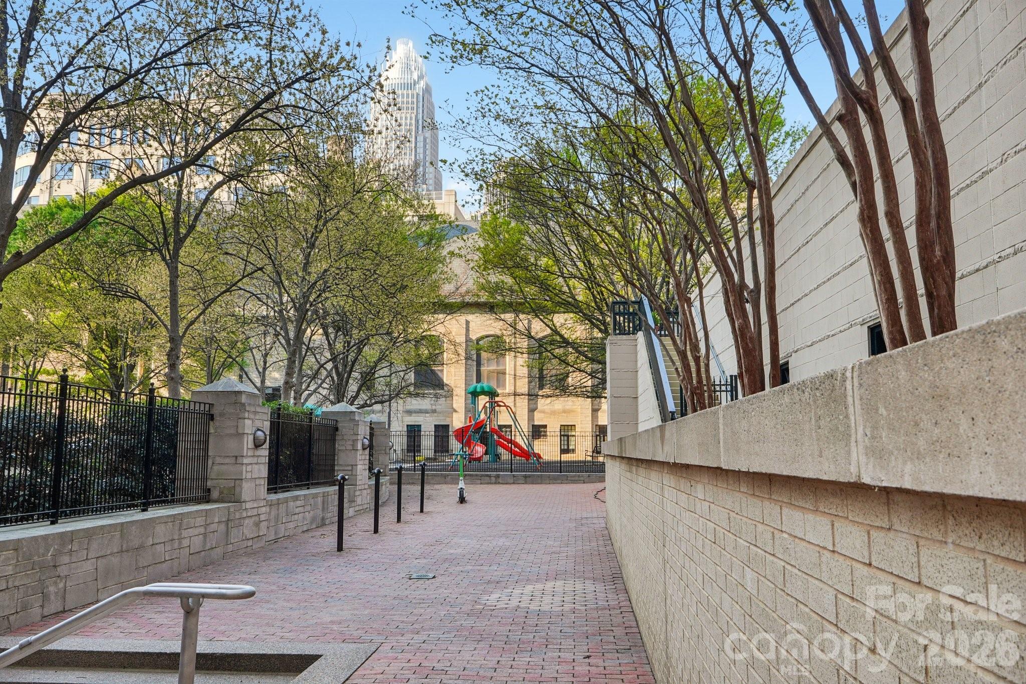 526 N Church Street — Charlotte