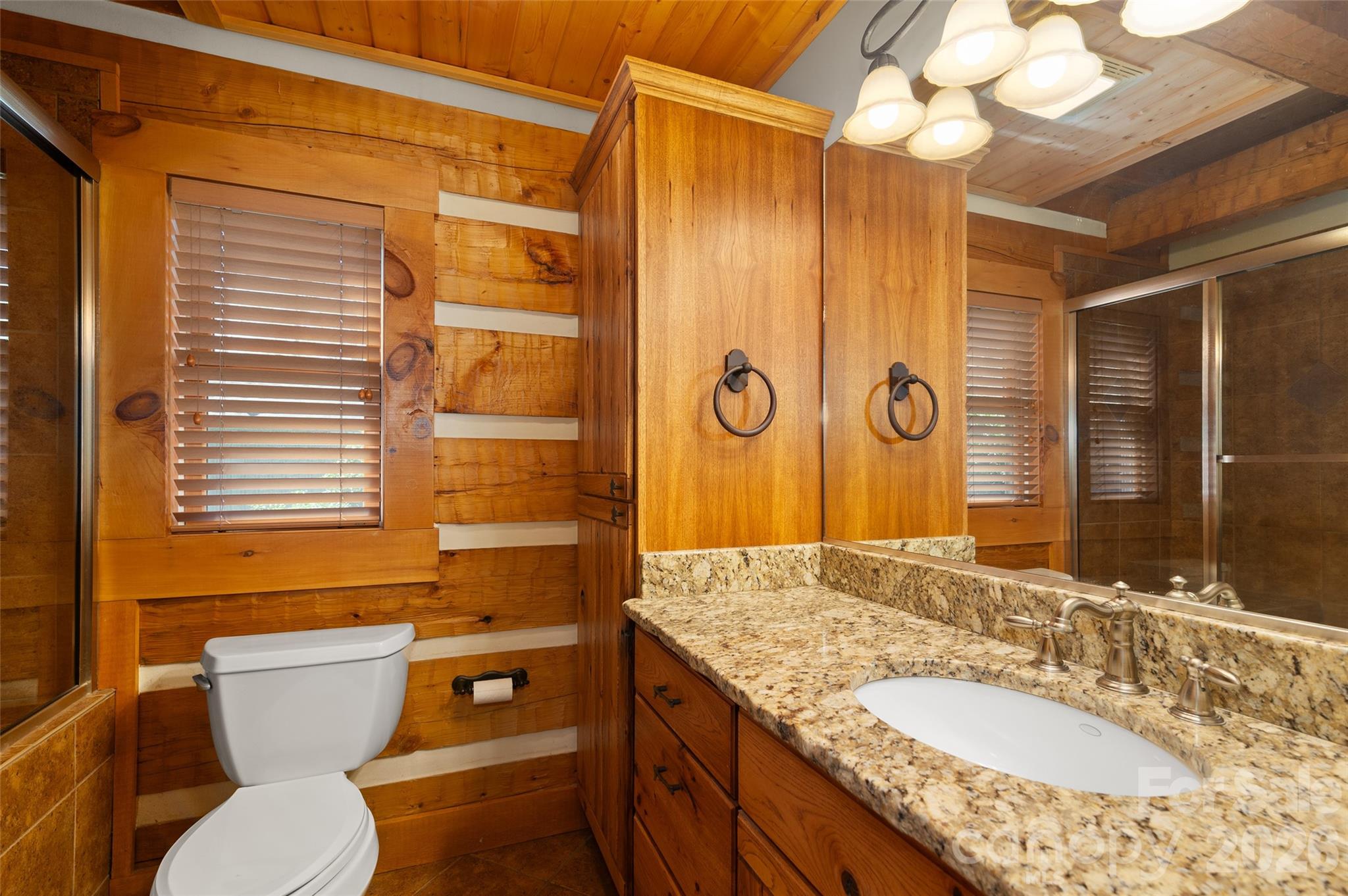 18 Rachels Circle — Maggie Valley