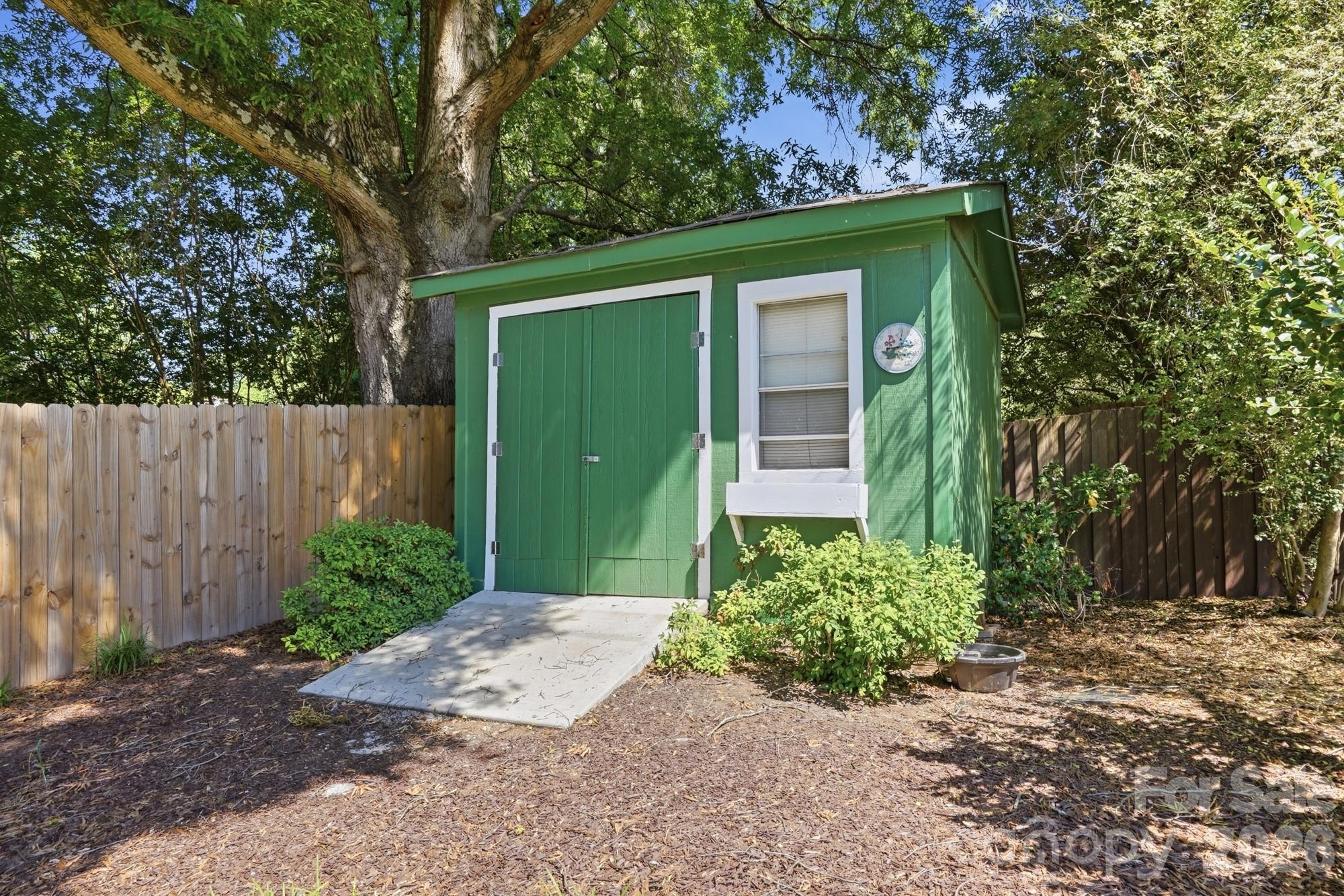 5519 Haybridge Road — Charlotte