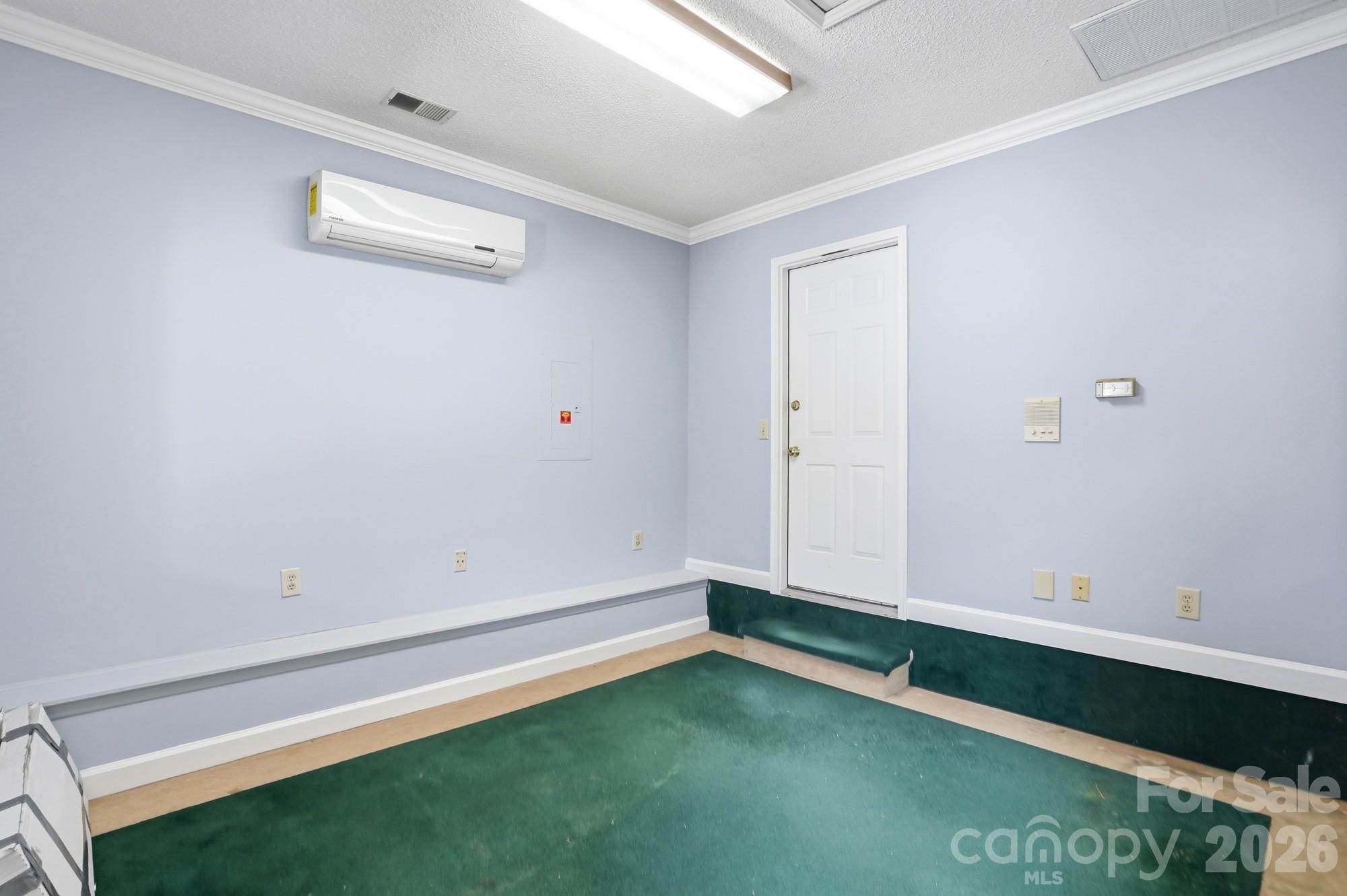 5519 Haybridge Road — Charlotte