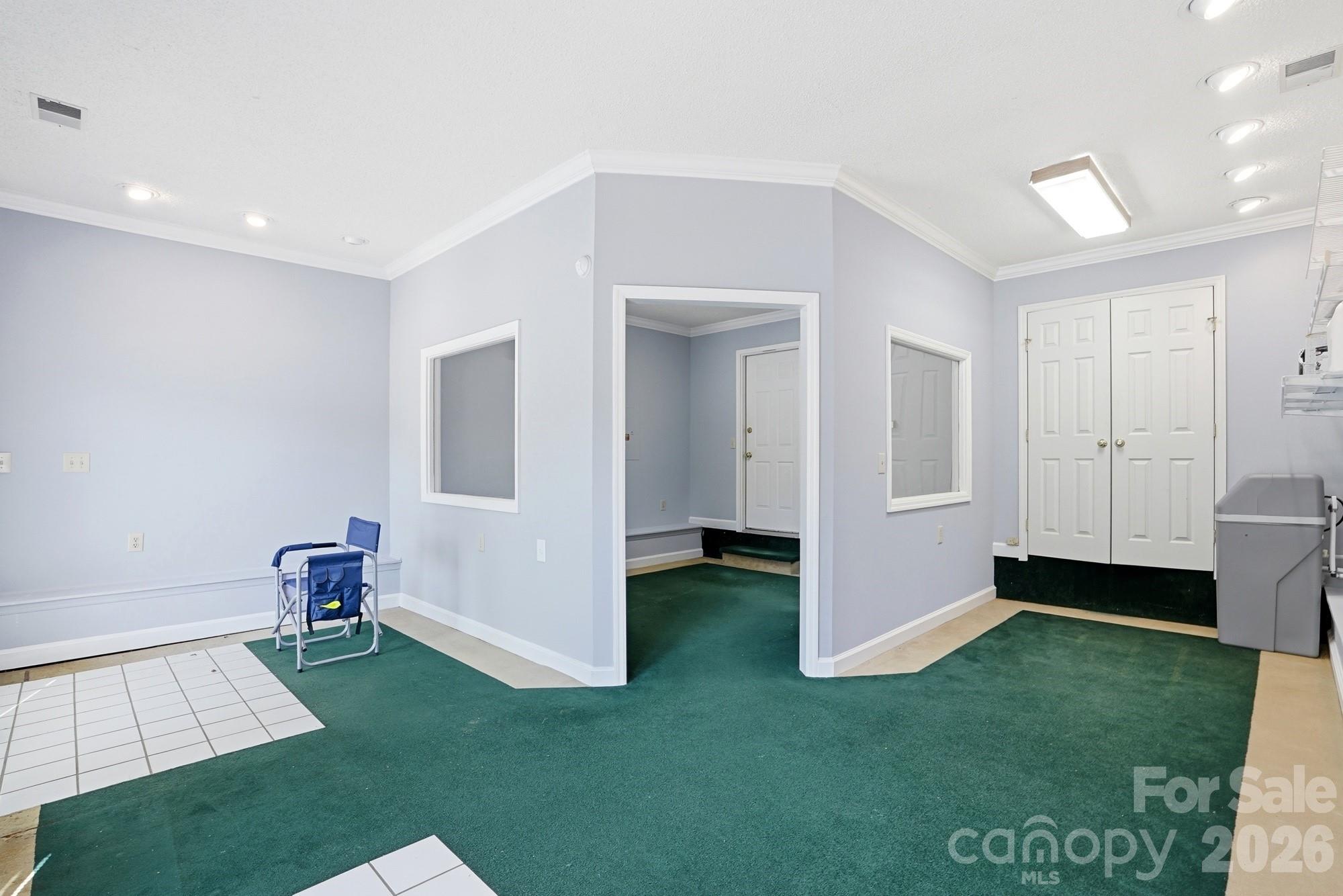 5519 Haybridge Road — Charlotte