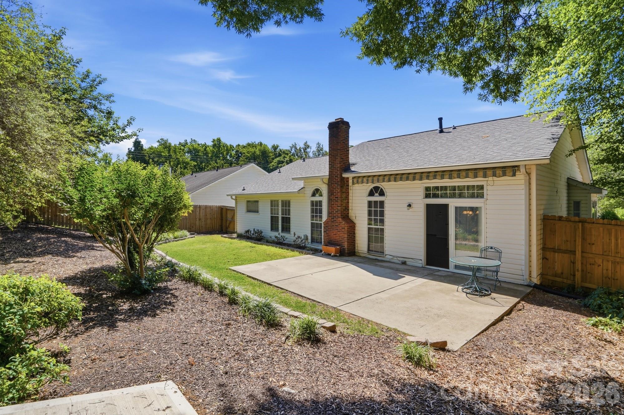 5519 Haybridge Road — Charlotte