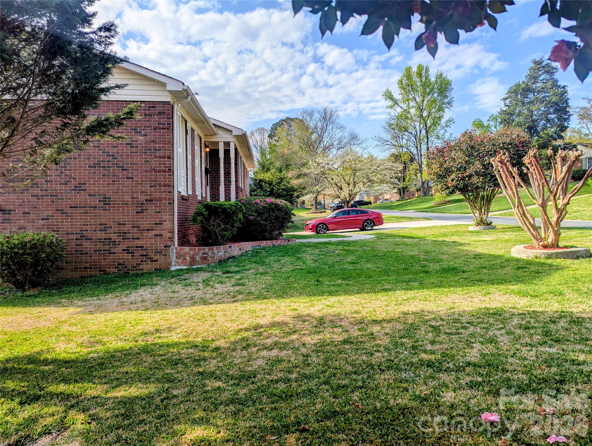 3931 Irvington Drive — Charlotte