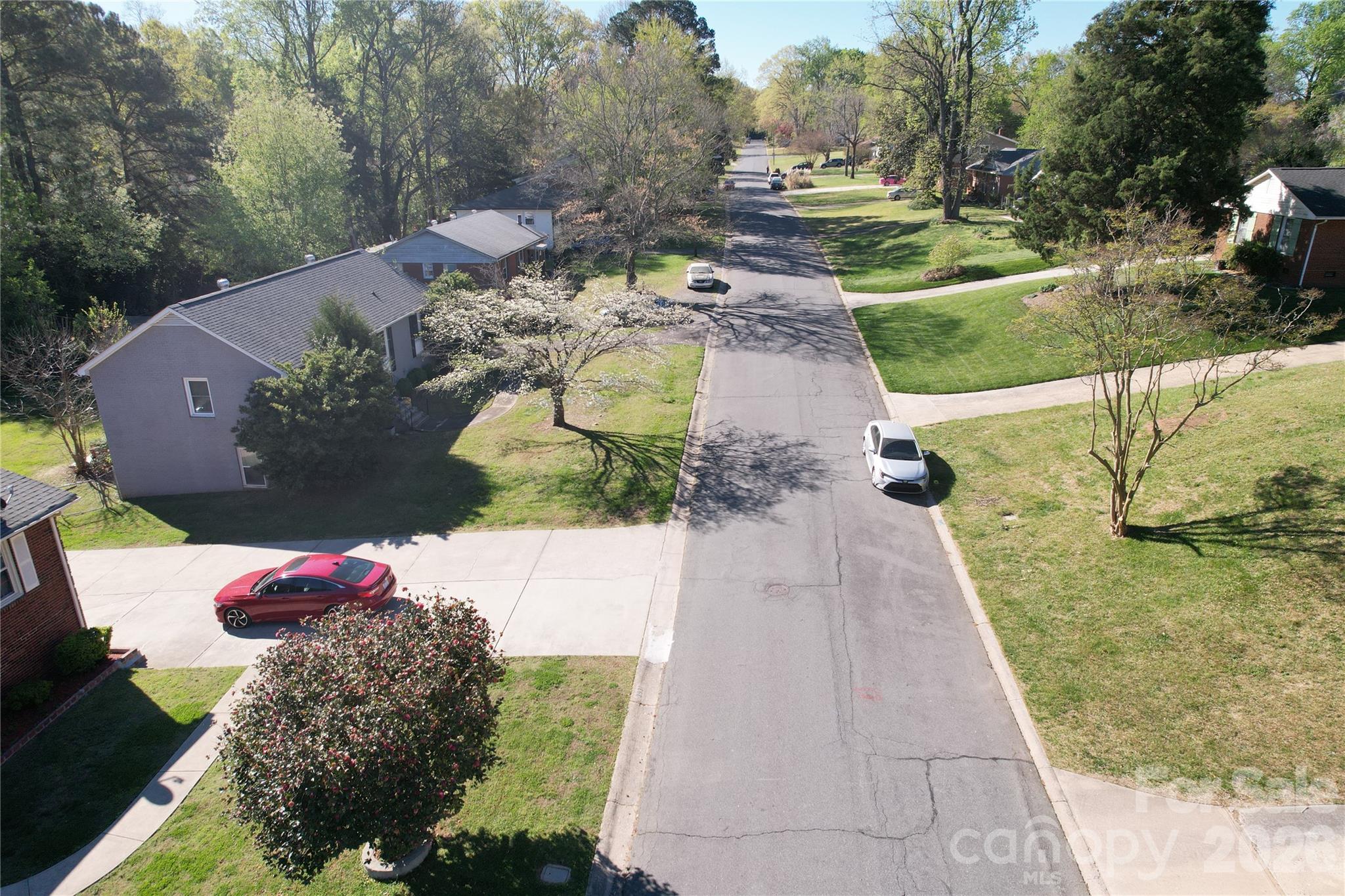 3931 Irvington Drive — Charlotte
