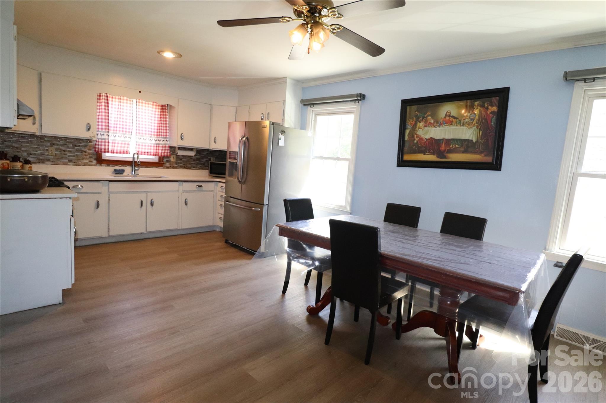 3931 Irvington Drive — Charlotte