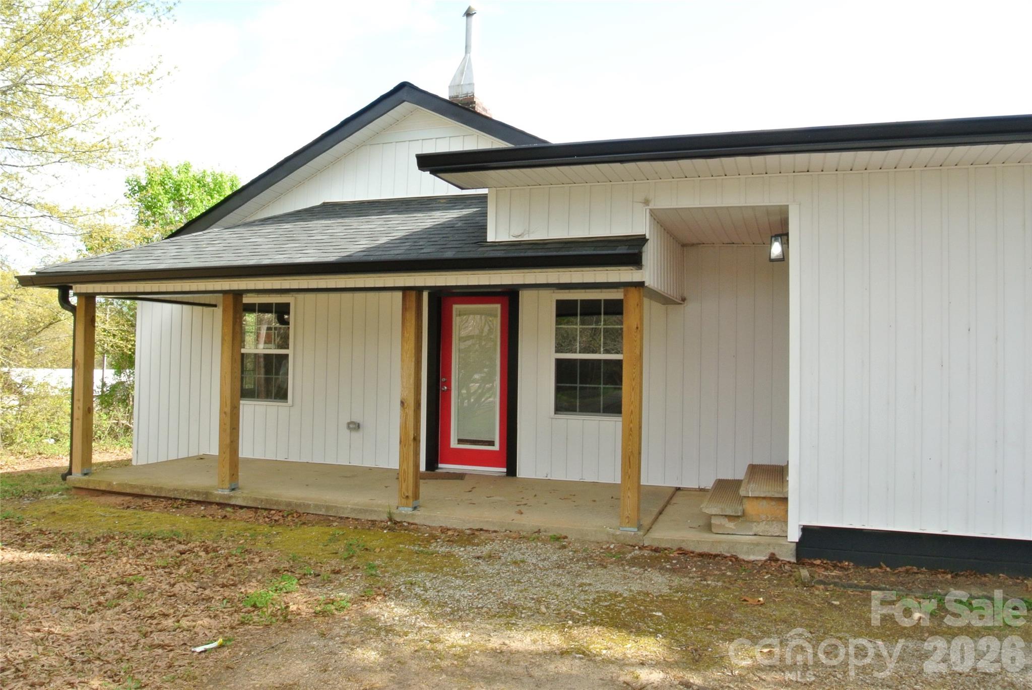 123 Moore Road — Ellenboro