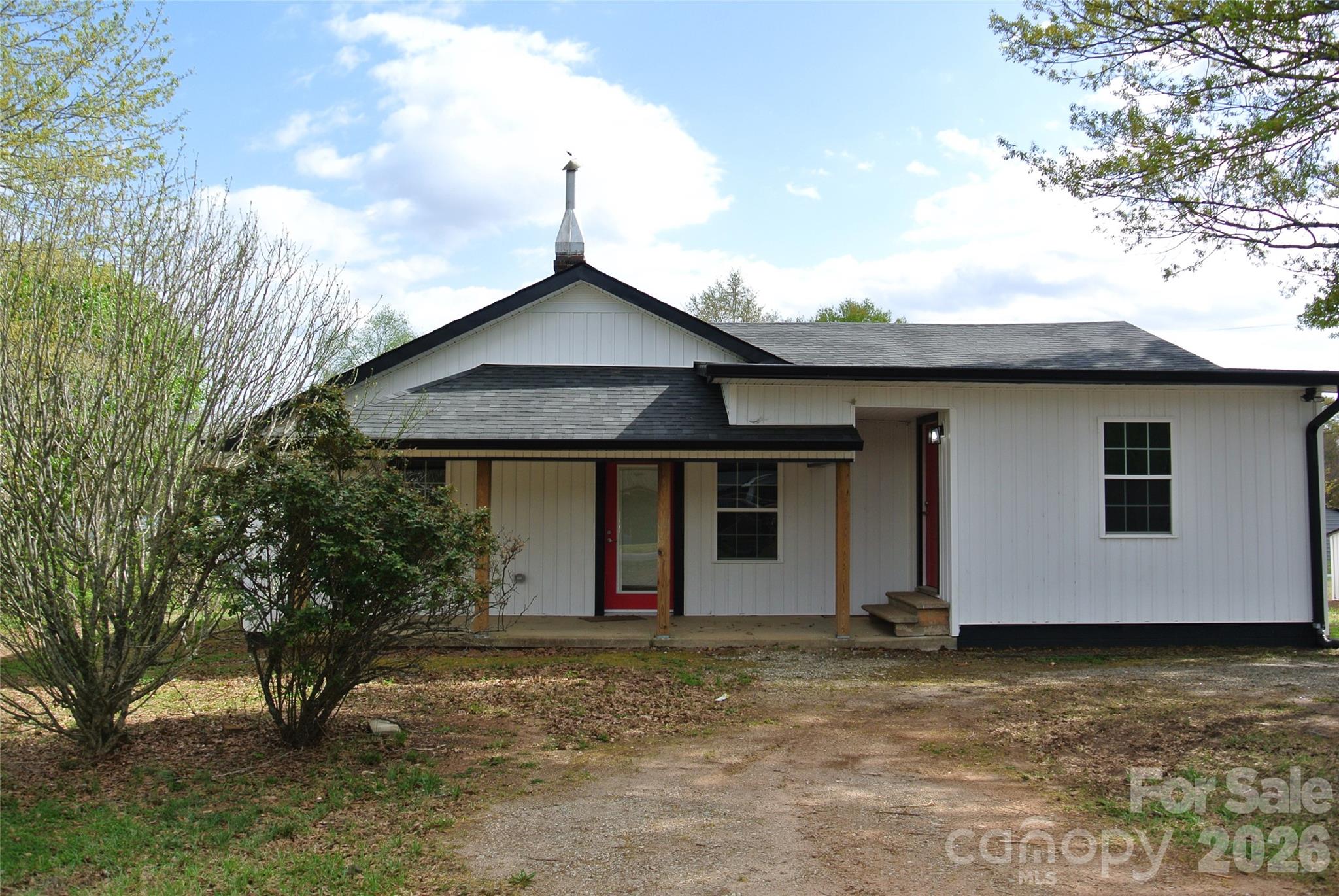 123 Moore Road — Ellenboro