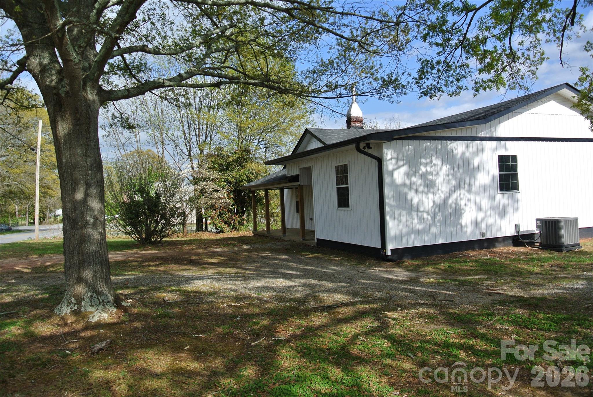 123 Moore Road — Ellenboro