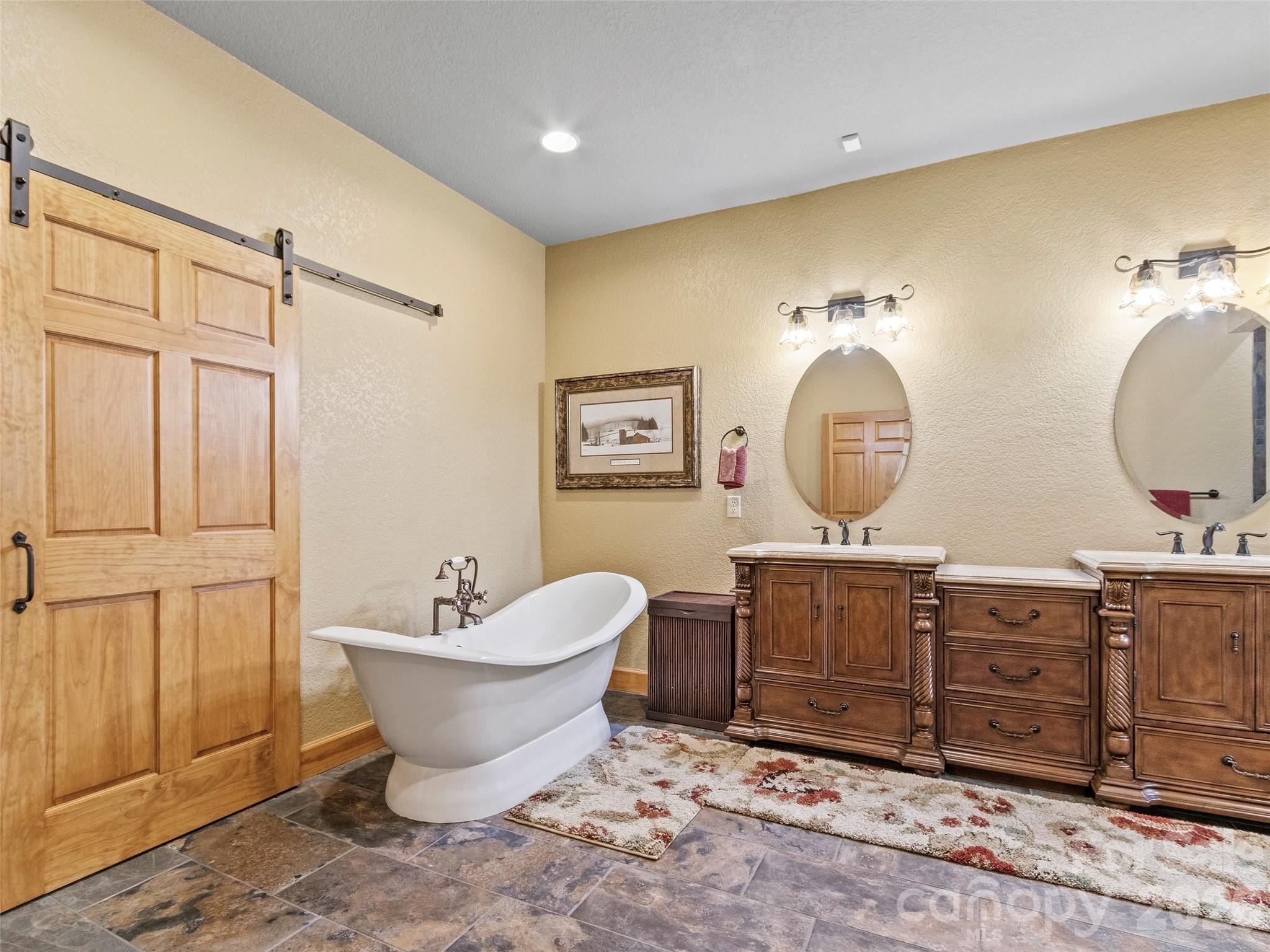 151 Austin Mountain Drive — Burnsville
