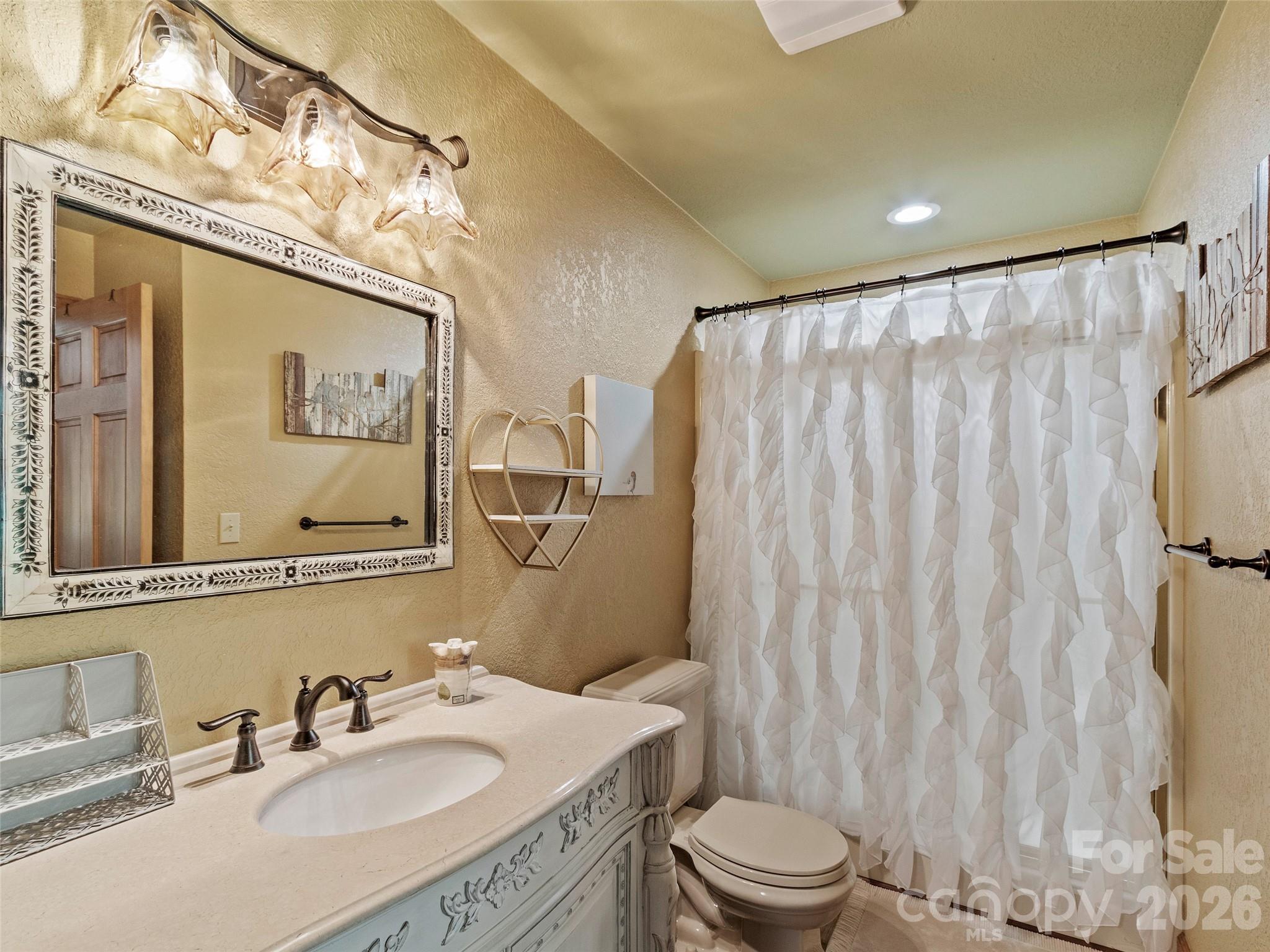 151 Austin Mountain Drive — Burnsville