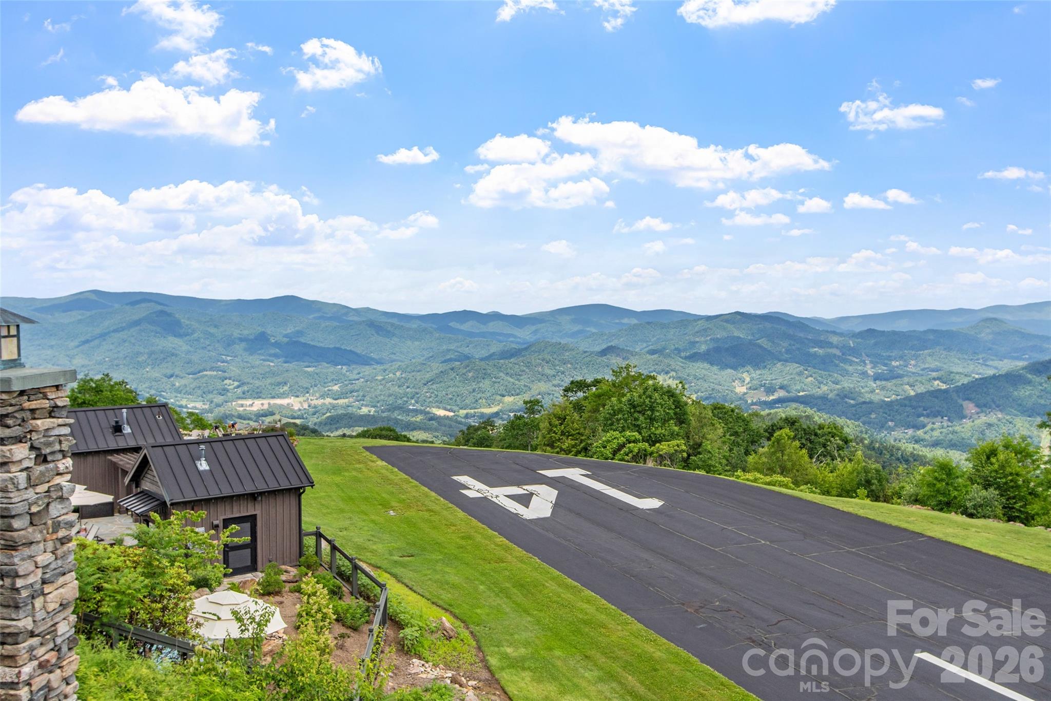 151 Austin Mountain Drive — Burnsville