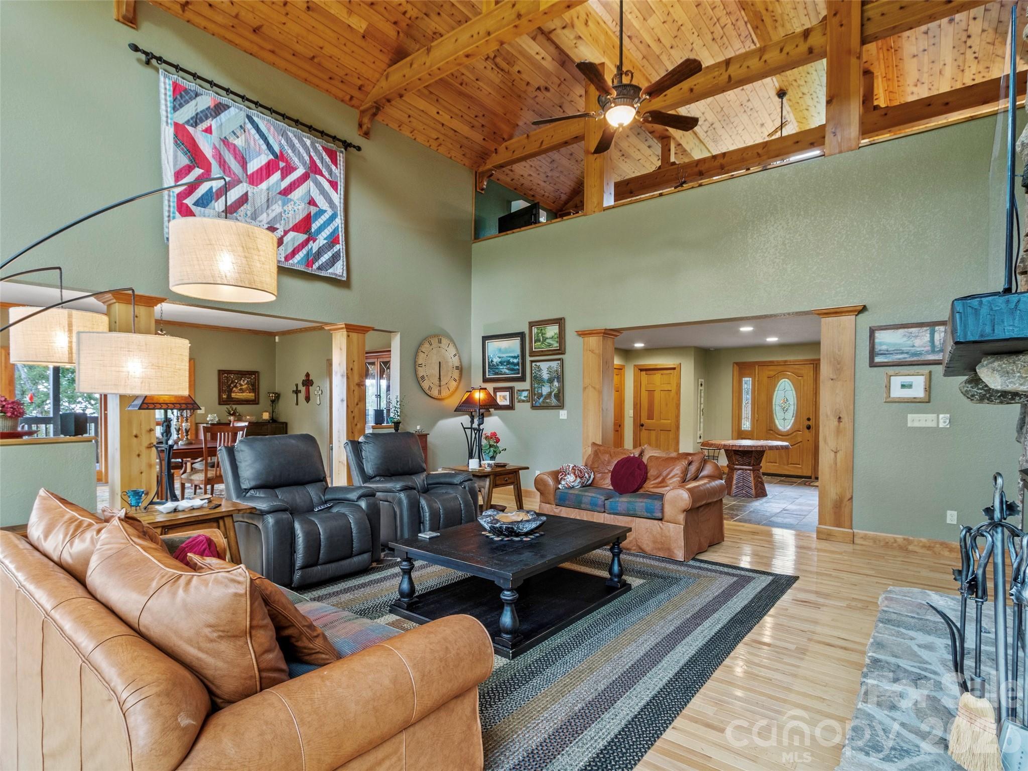 151 Austin Mountain Drive — Burnsville