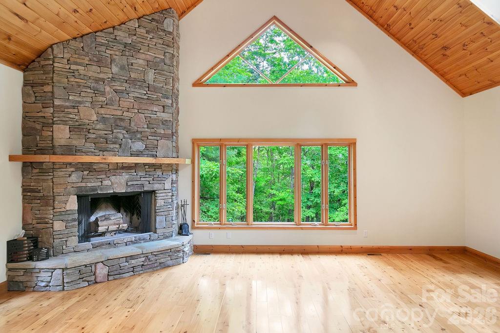 40 Walnut Ridge Circle — Brevard