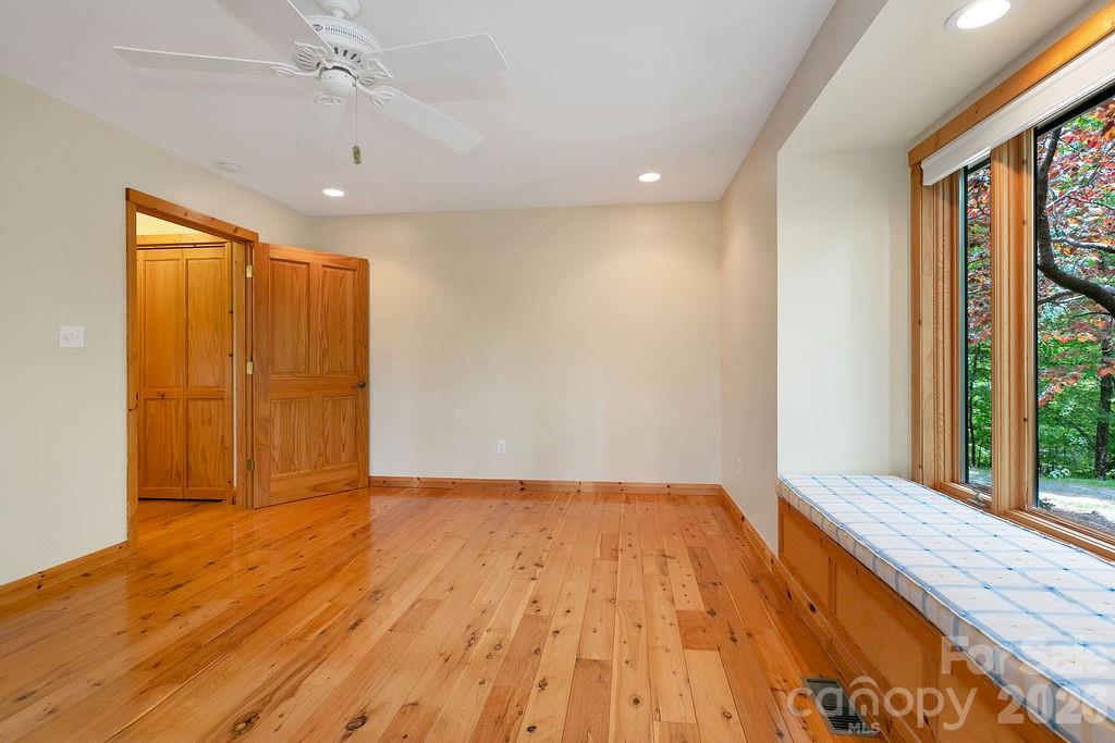 40 Walnut Ridge Circle — Brevard