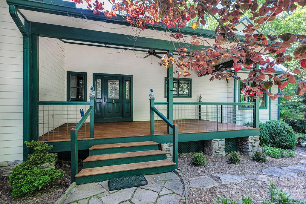 40 Walnut Ridge Circle — Brevard
