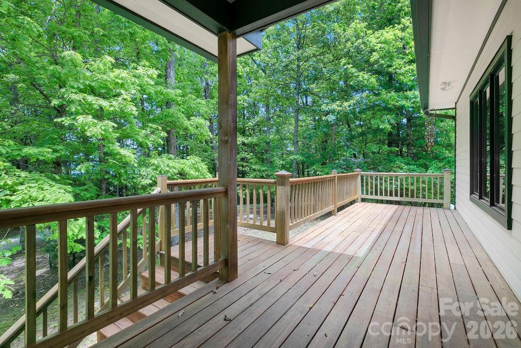 40 Walnut Ridge Circle — Brevard