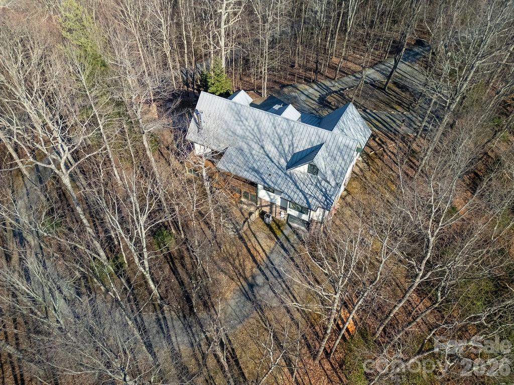 40 Walnut Ridge Circle — Brevard