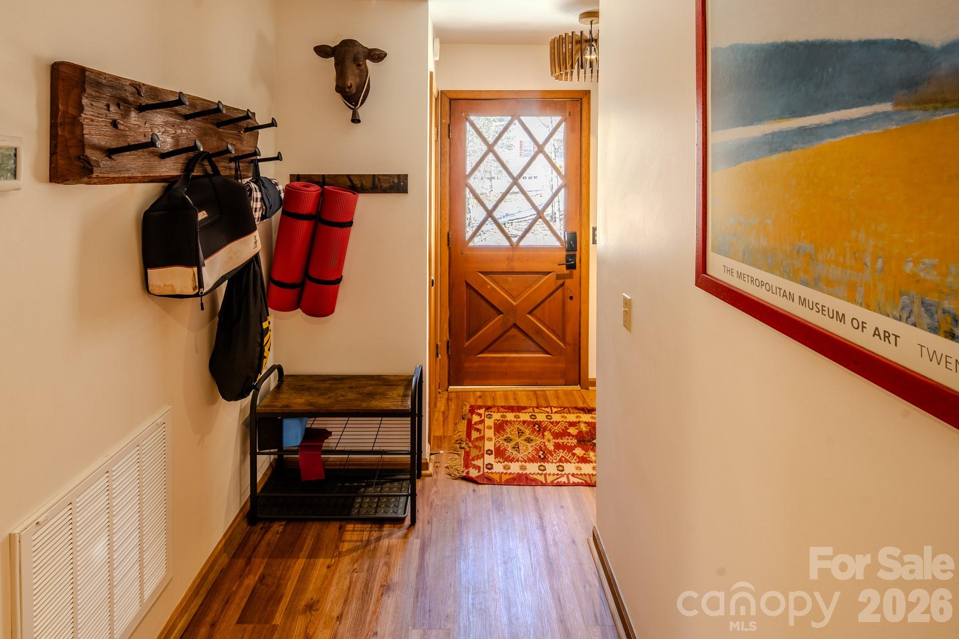20 Lady Slipper Loop — Newland
