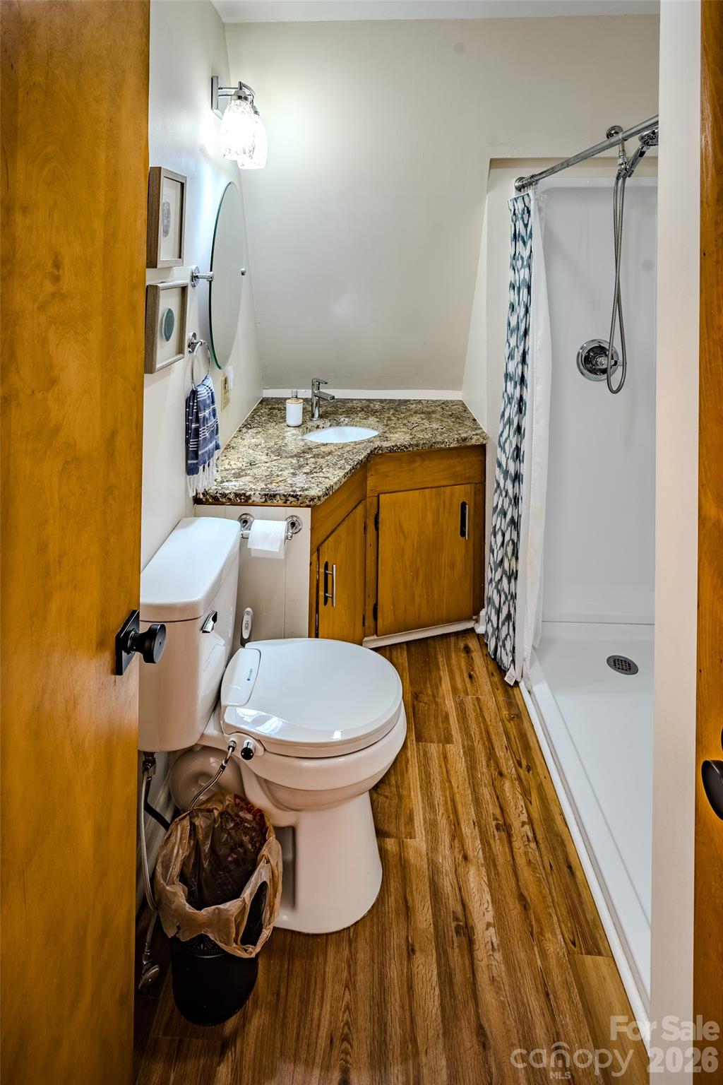 20 Lady Slipper Loop — Newland