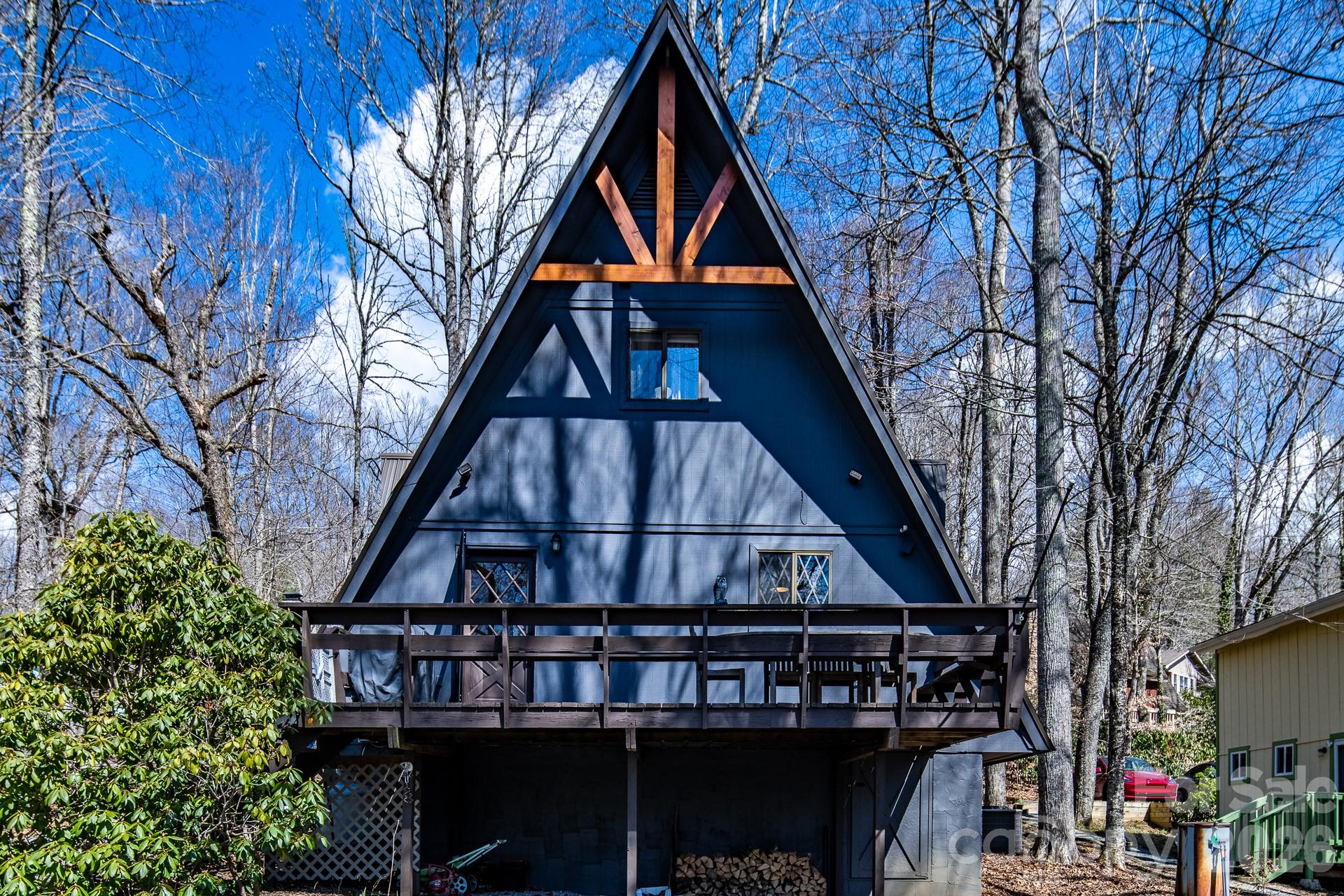 20 Lady Slipper Loop — Newland