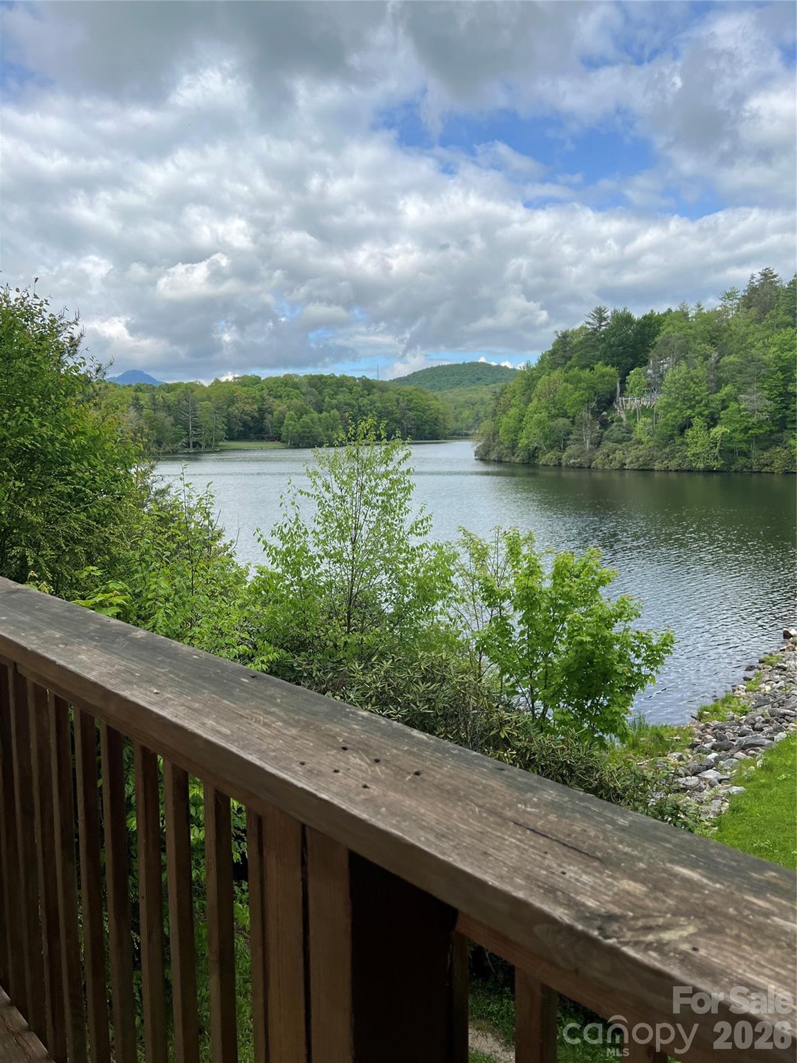 20 Lady Slipper Loop — Newland