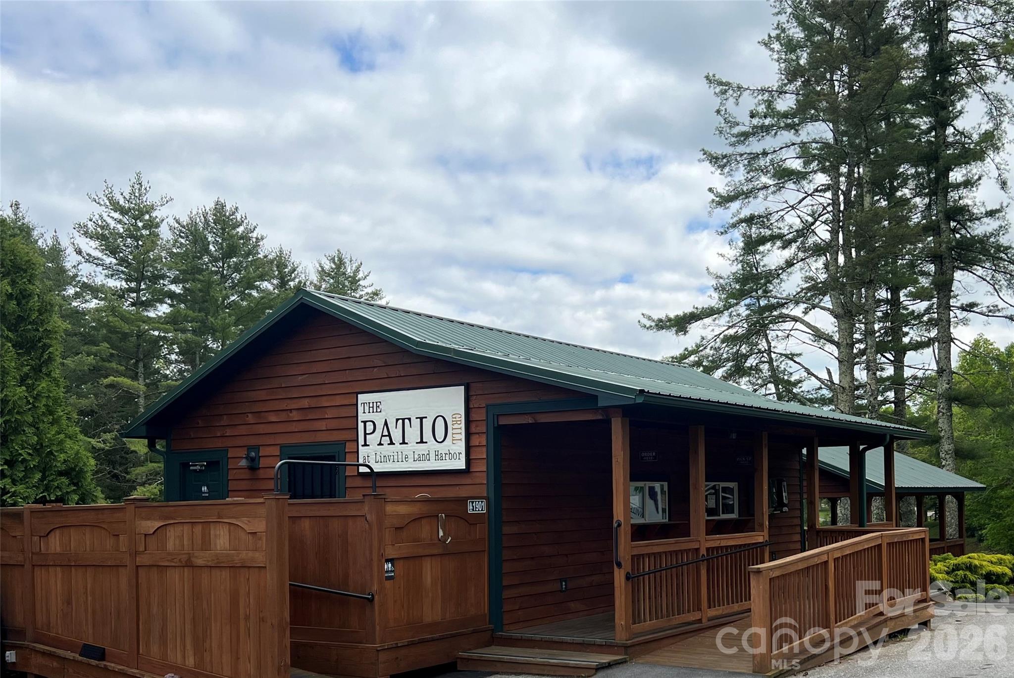 20 Lady Slipper Loop — Newland