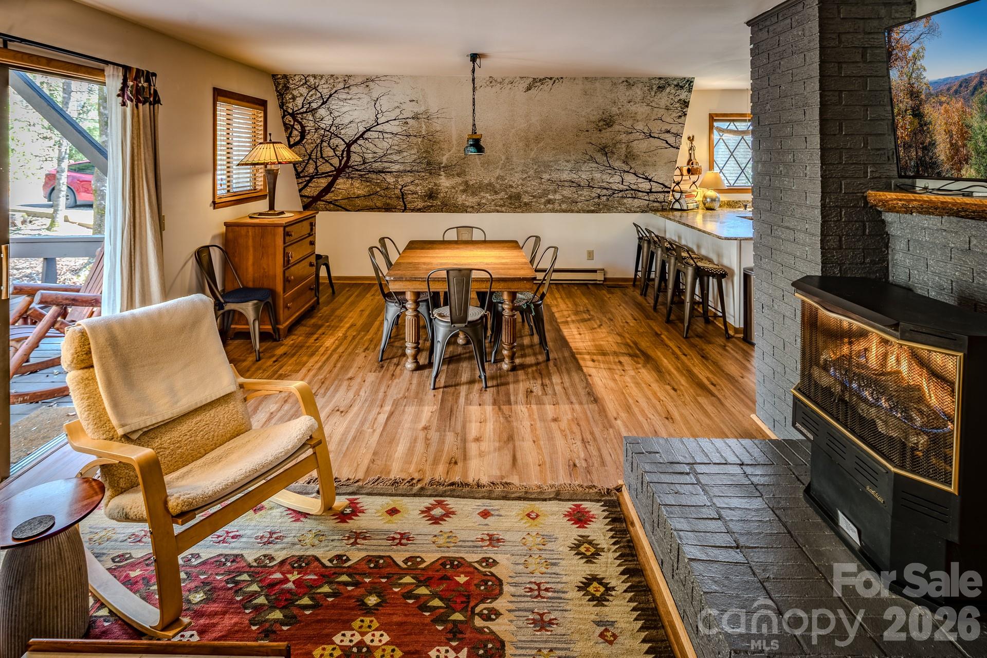20 Lady Slipper Loop — Newland
