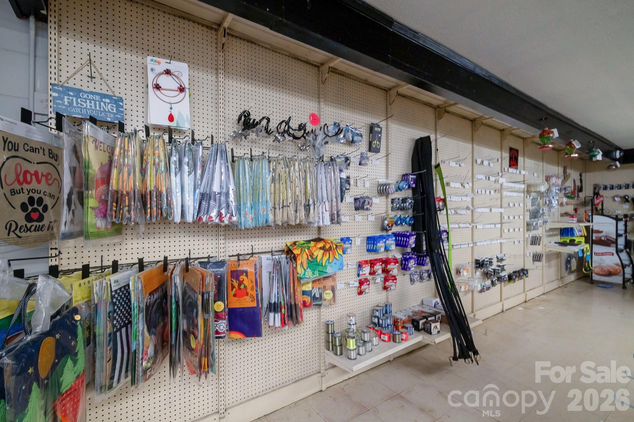 5400 Cedar Creek Road — Heath Springs