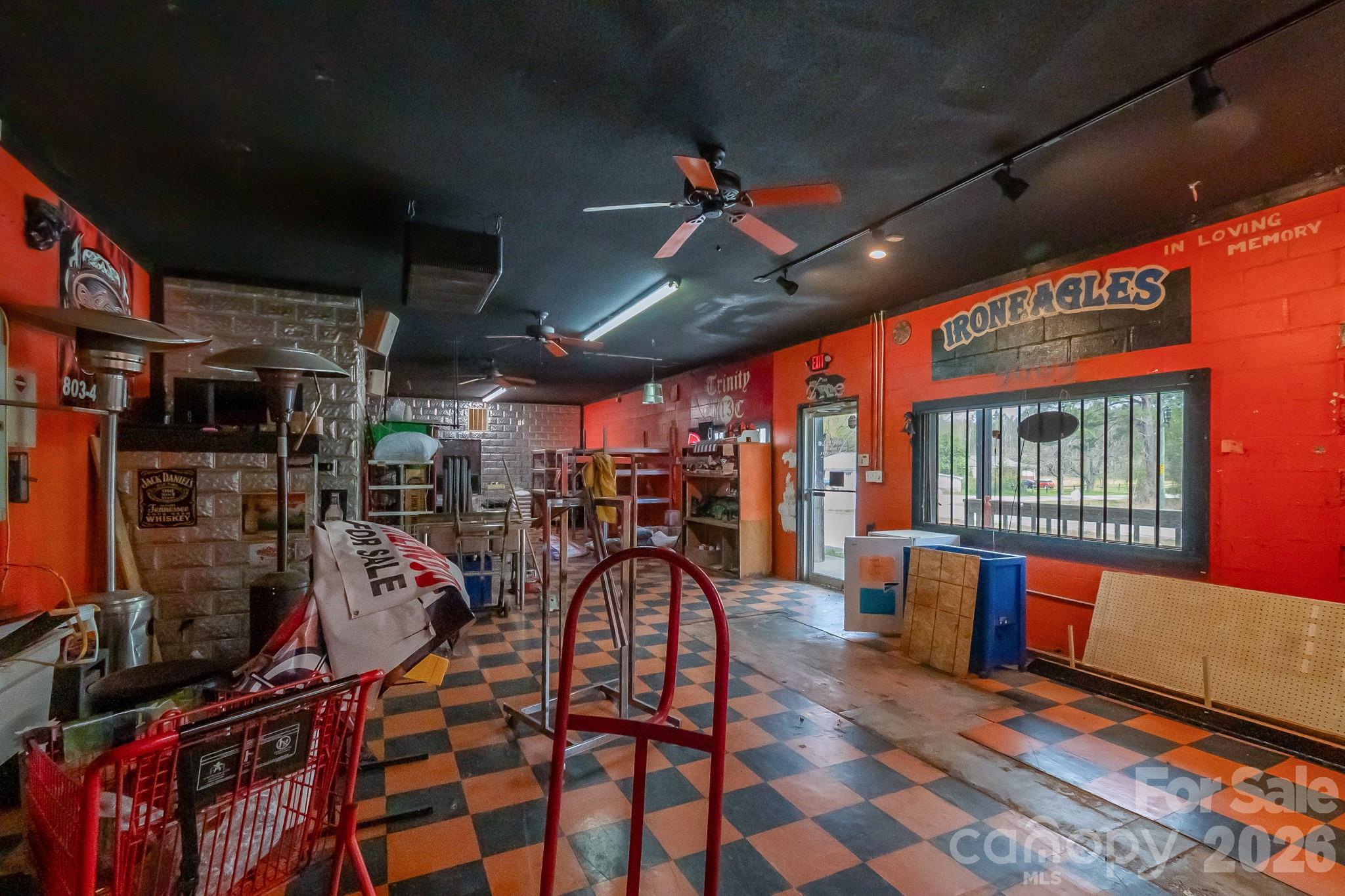 5400 Cedar Creek Road — Heath Springs